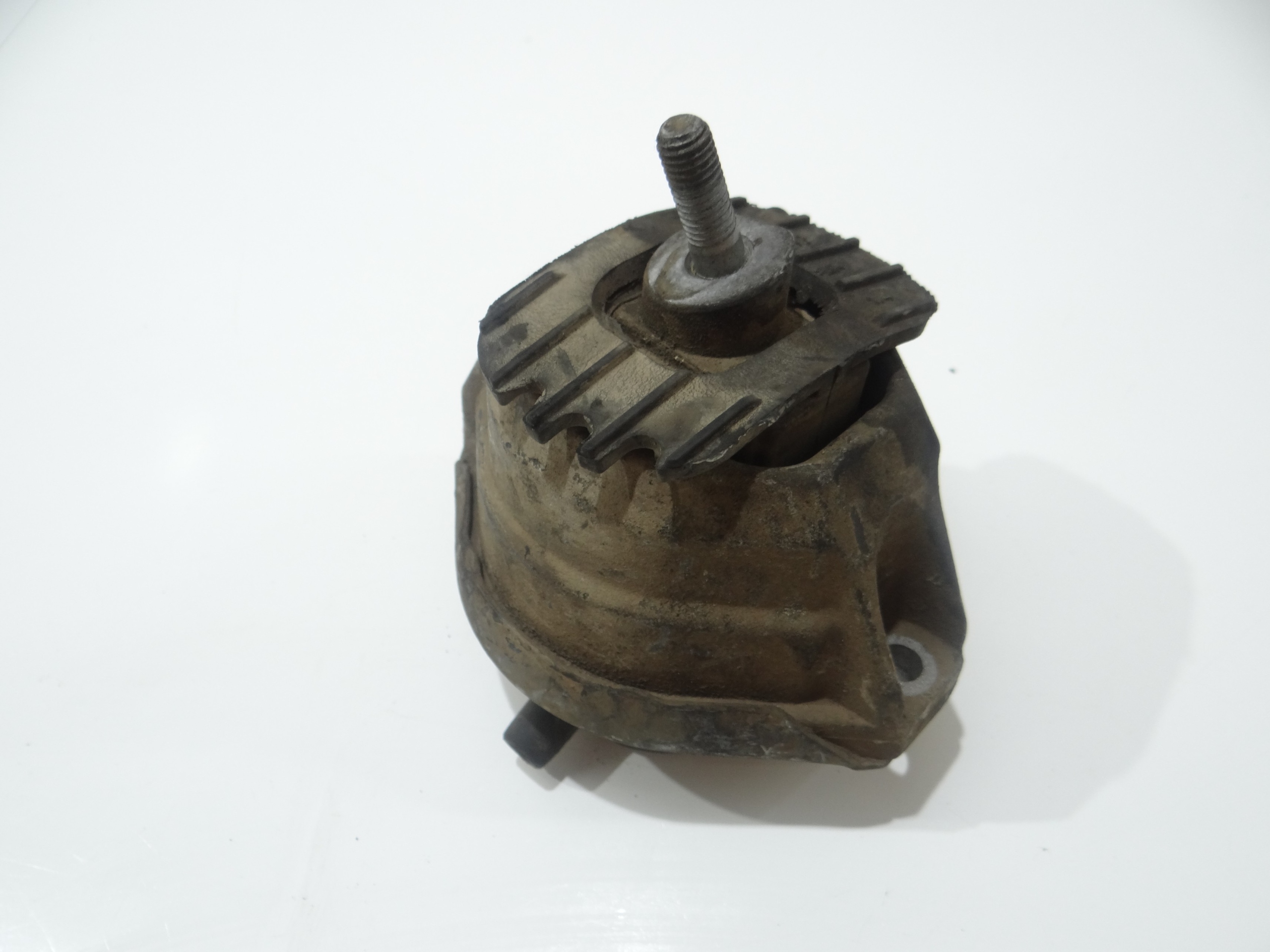 engine mount left BMW E60 E61 E63 N52 6775027