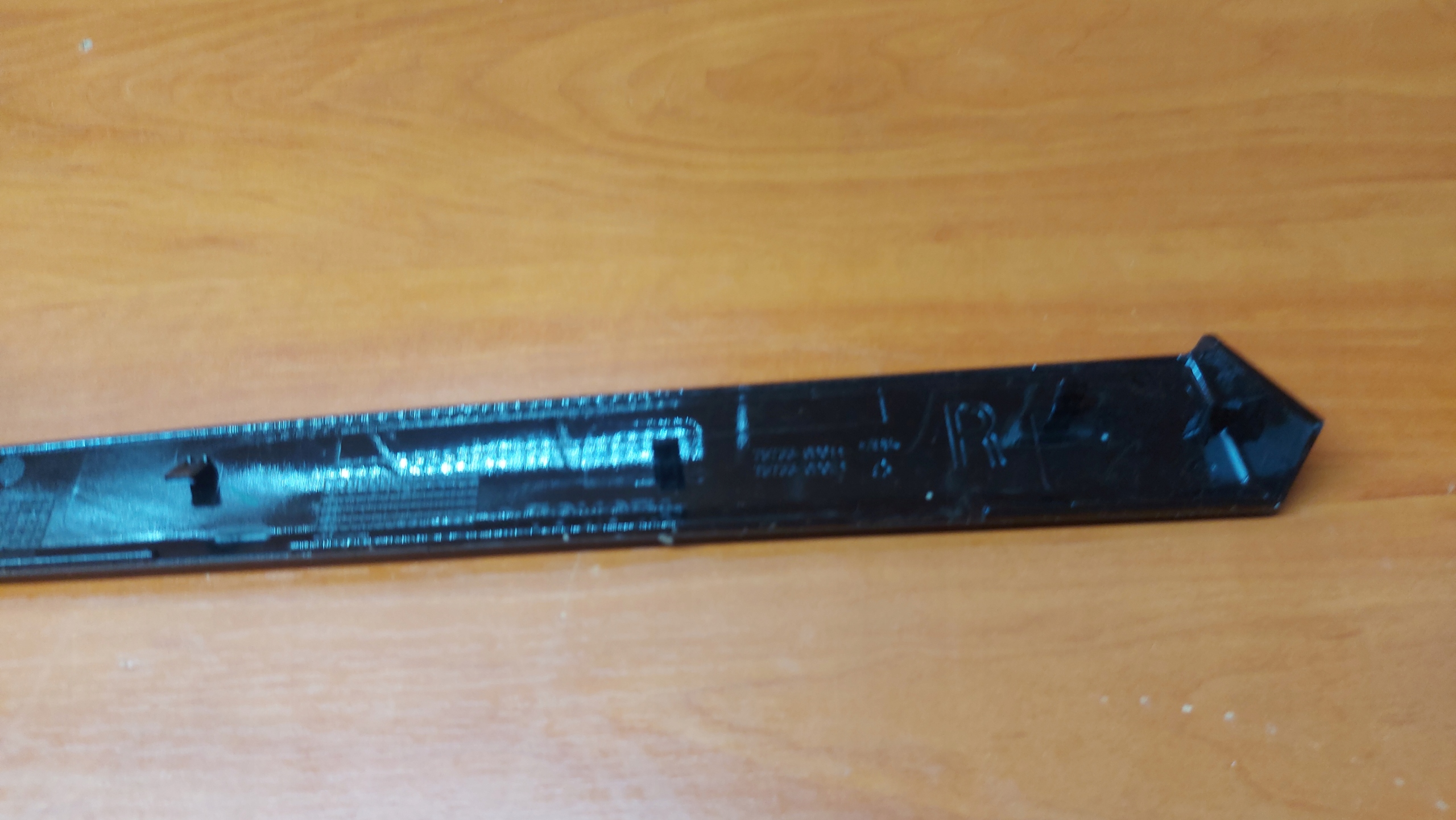 moulding door right front TOYOTA YARIS III