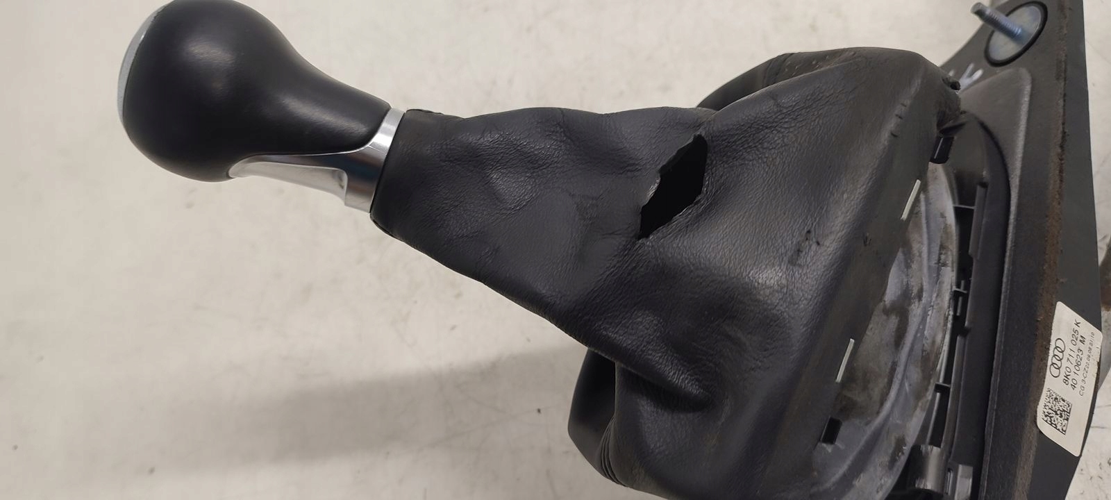 trim gear lever changes of the gear Audi A4 B8