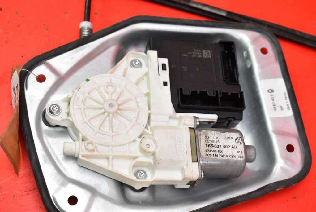 window regulator right front EU 1K5837462B VW GOLF 6 VI KOMBI 08-15