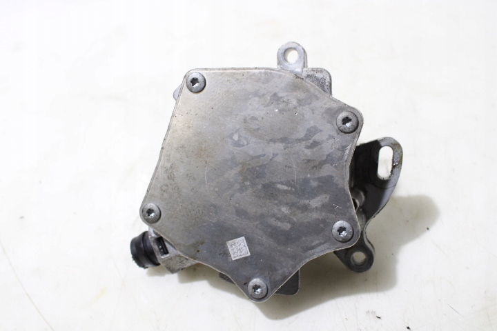 насос вакум FORD Focus III MK3 1.6