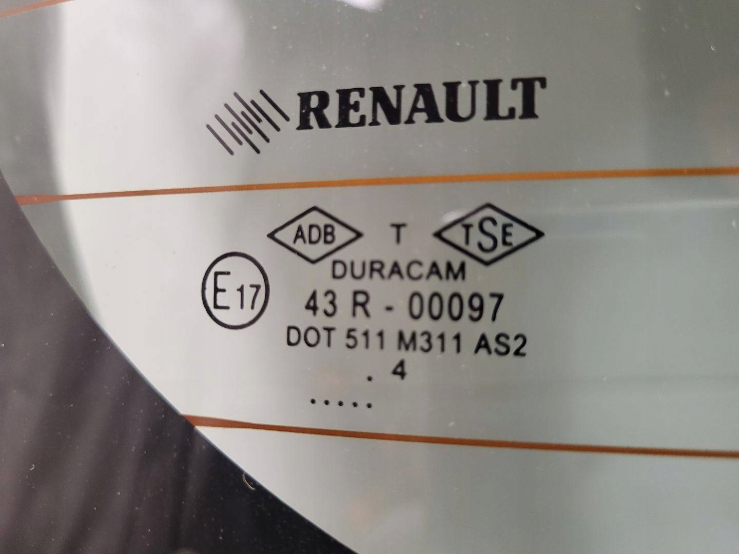 rear trunk door boot Renault Clio 4 facelift 2019