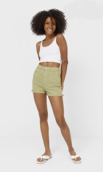 

Stradivarius_spodenki Szorty Mom Slim Fit 1365683