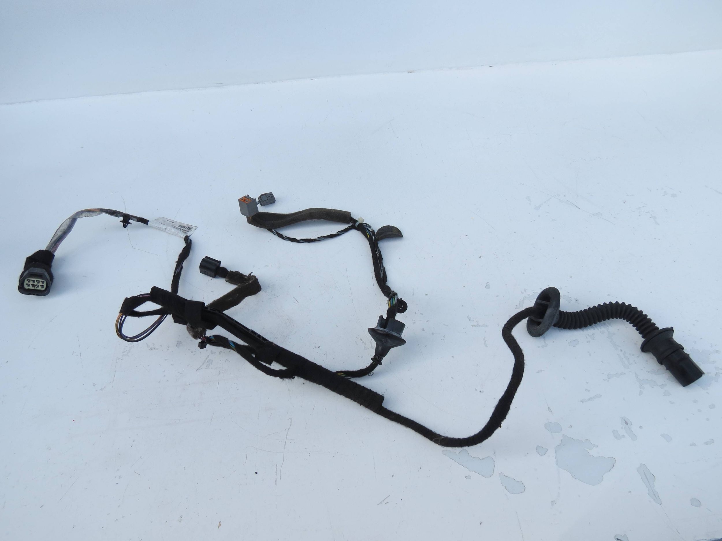 bundle door TYLNYCH left rear part VOLVO XC90 2.9 T6 8697921