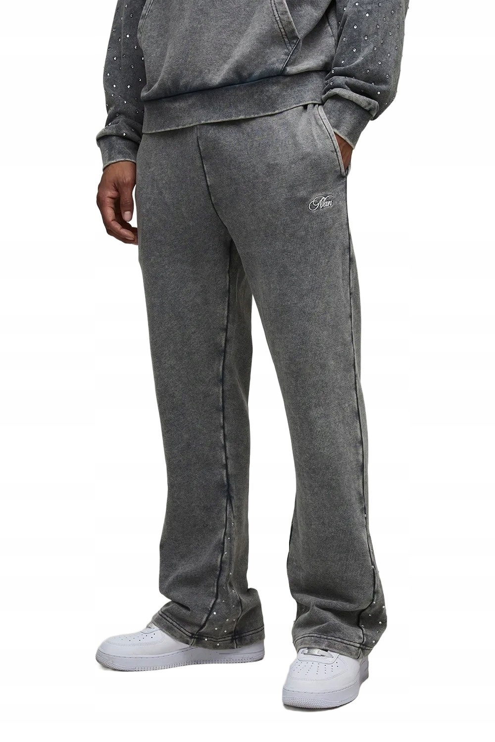 Boohooman Šedé Pánské Tepláky S Cvočky A Výšivkou Xs Z3A