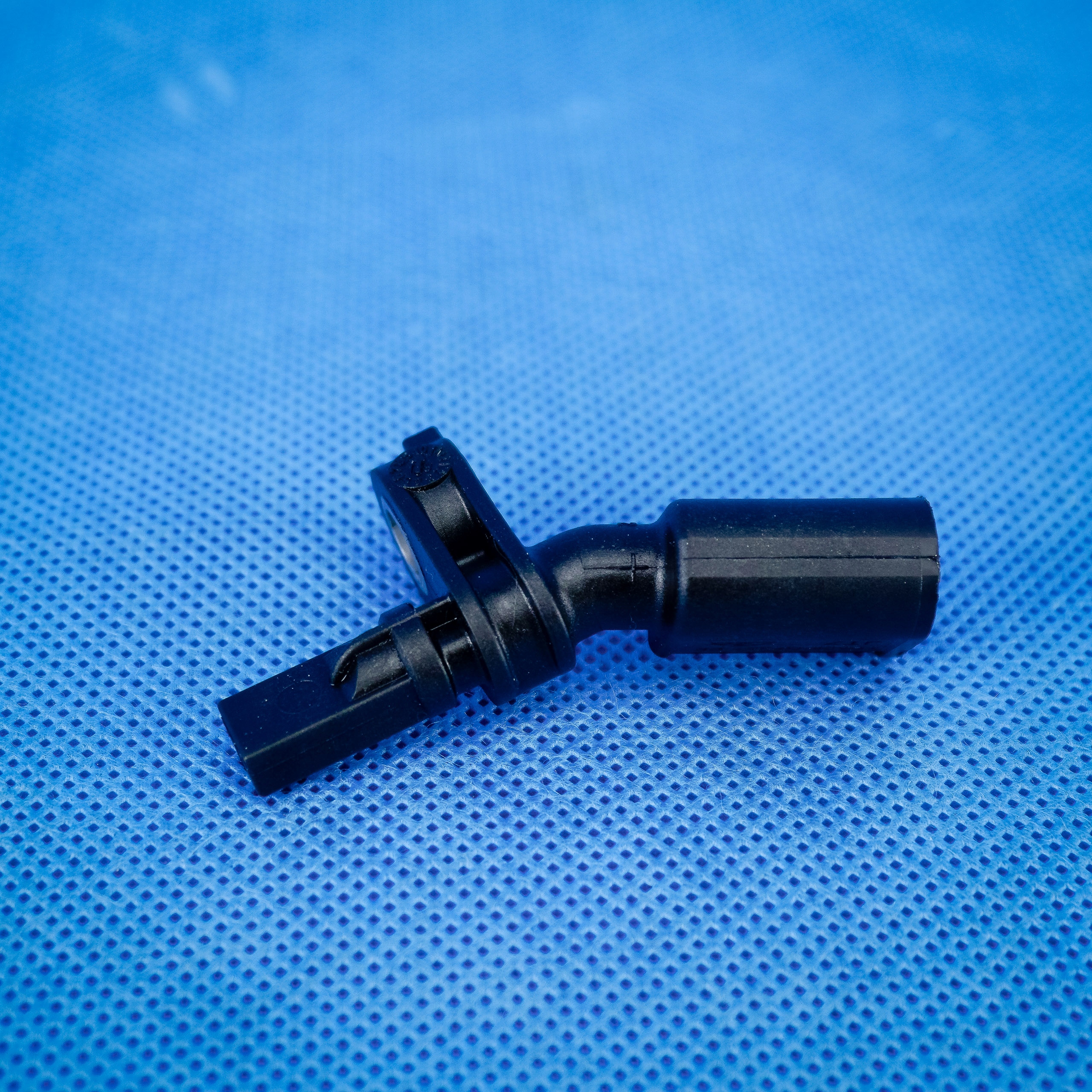 sensor of the revolutions ABS front front left Audi Q3 83A WHT003861 28 km