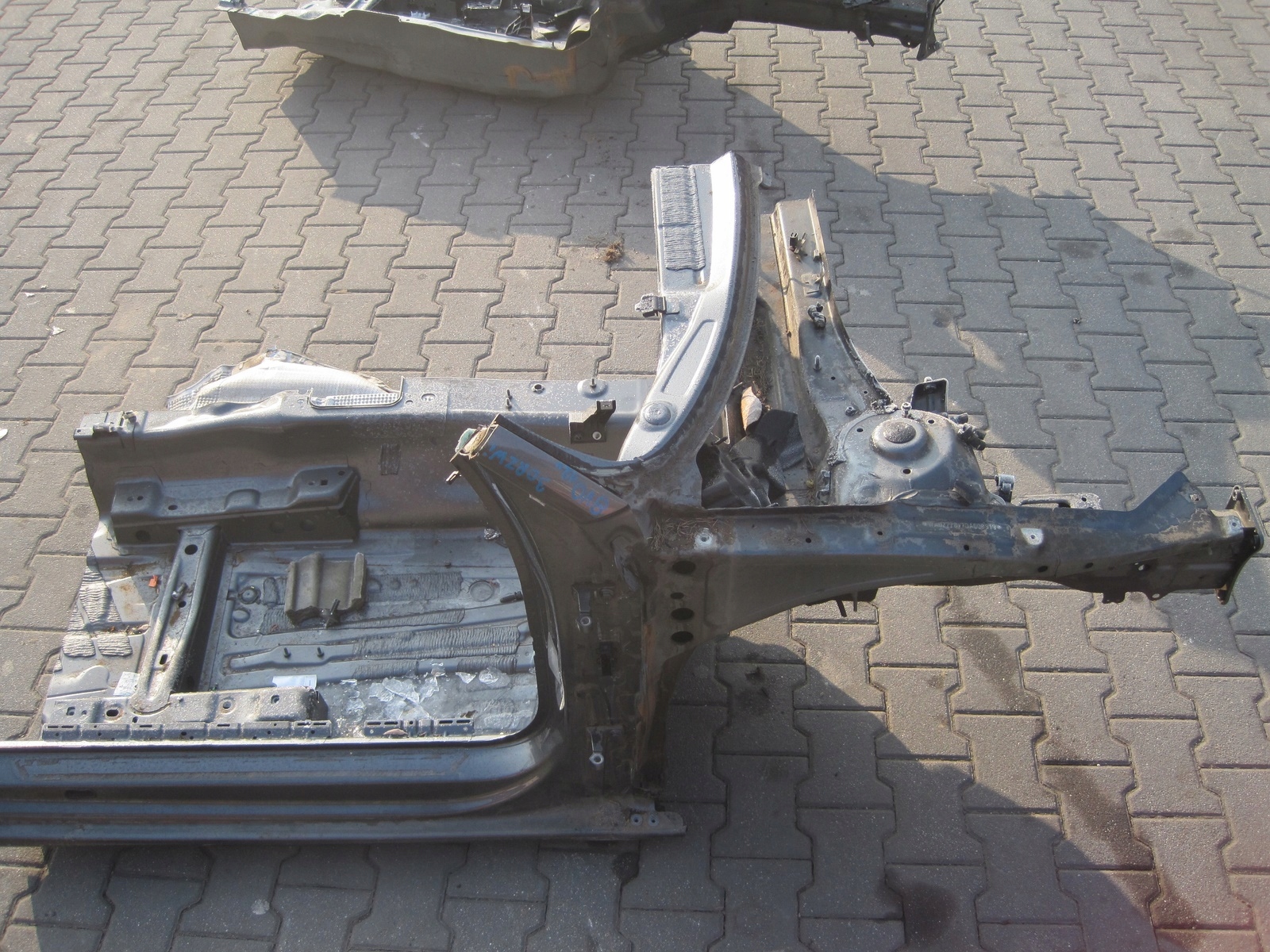 quarter right front AUDI A3 8V0 3D