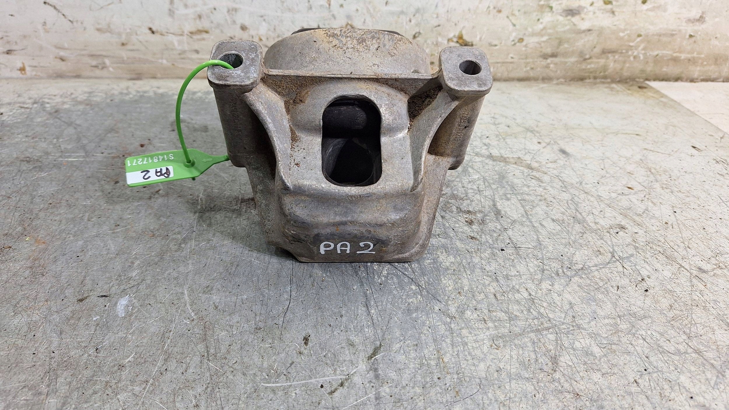 engine mount 8R0199381AJ AUDI Q5 8R 2.0 TDI CAHA 08-16