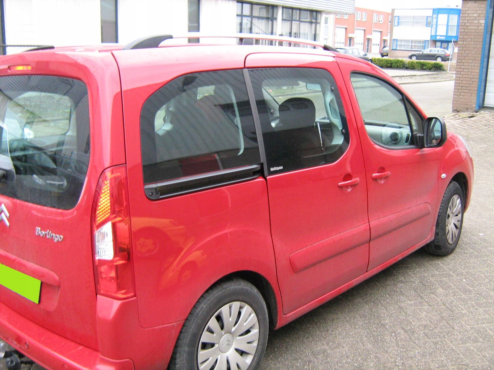 FORD CONNECT KRÓTKI L1 2014+ BAGAŻNIK RELINGI DACHOWE Producent części Omtec