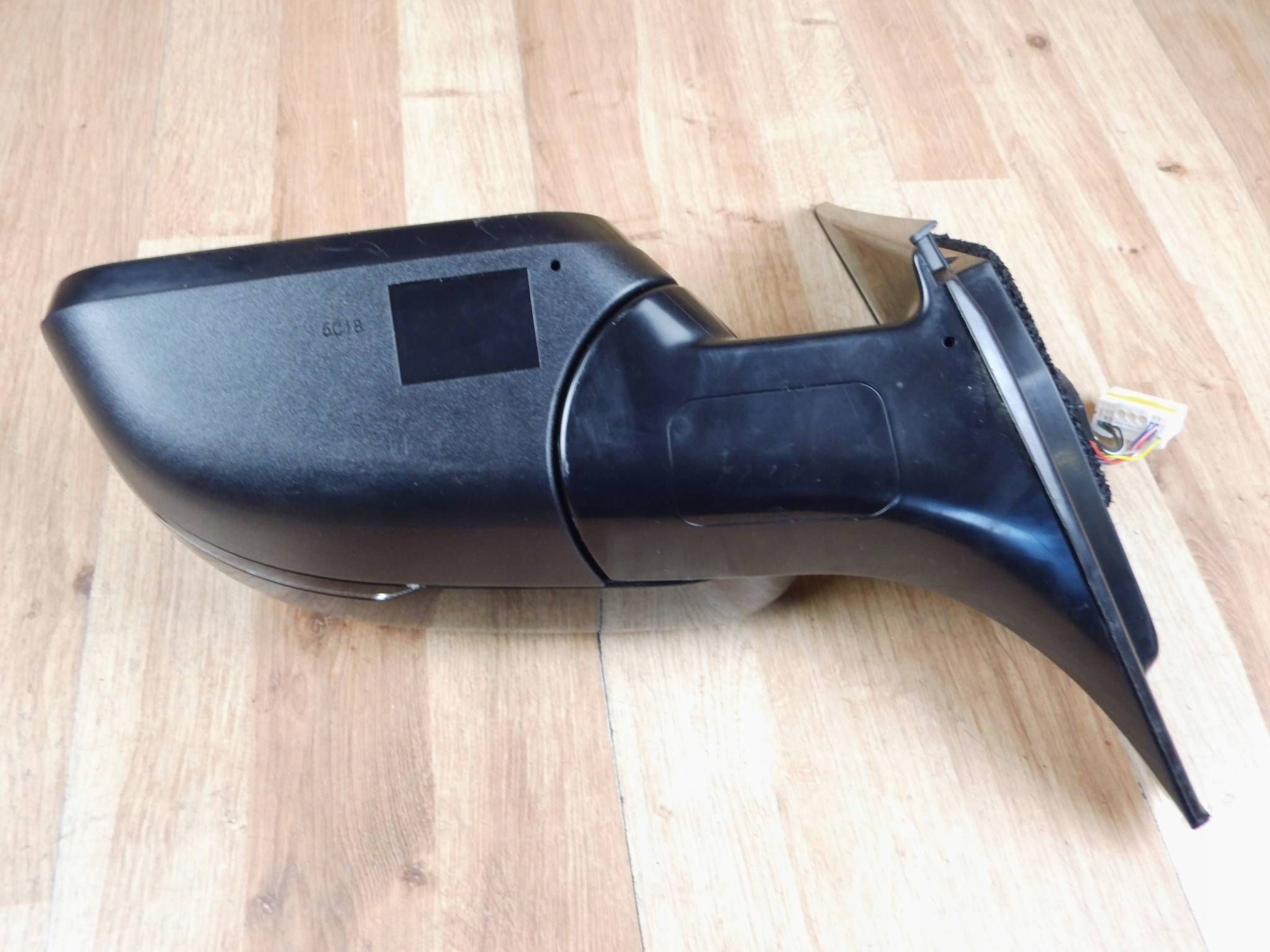 KIA Ceed III mirror left 10-PIN 049783