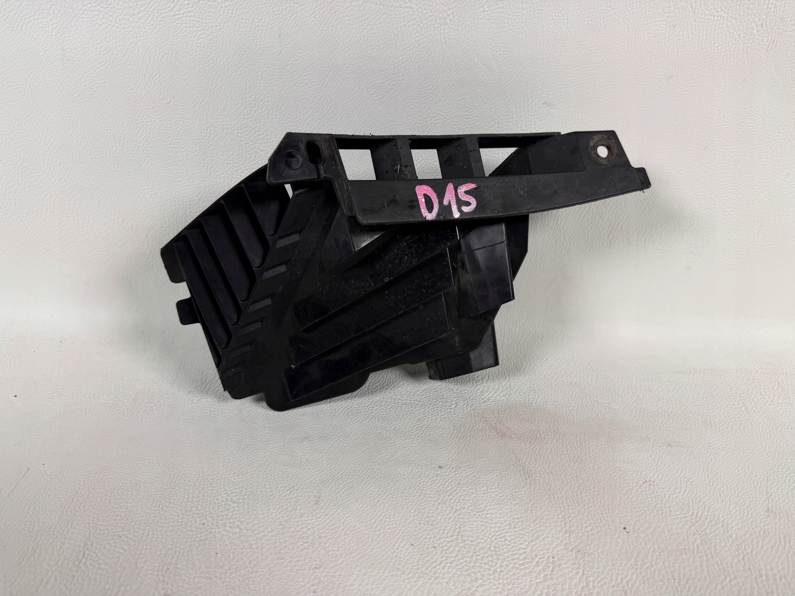 SUBARU 22- holder support intake of a bumper right front