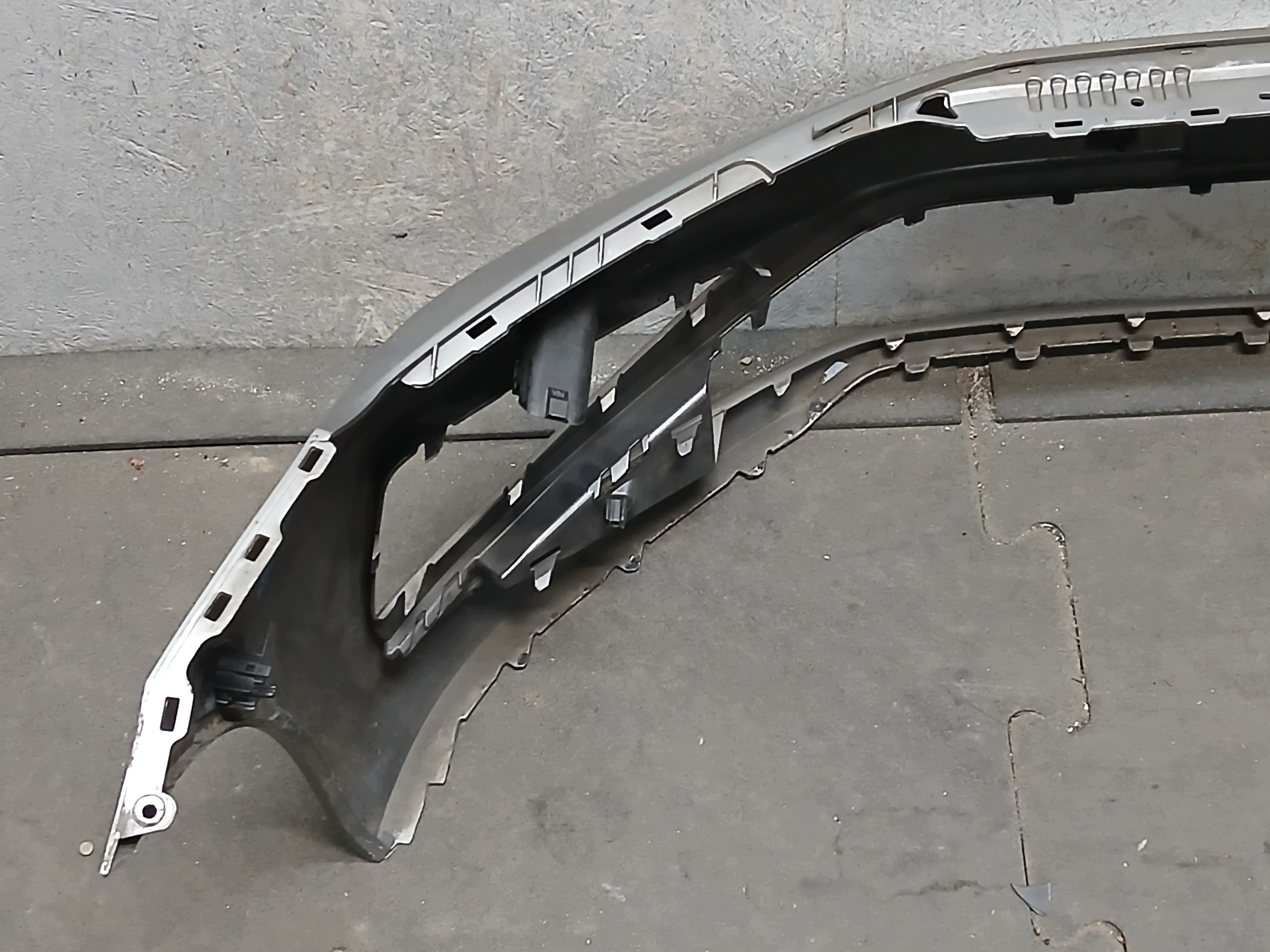 bumper front VW SPORTSVAN 510 LIFT 17
