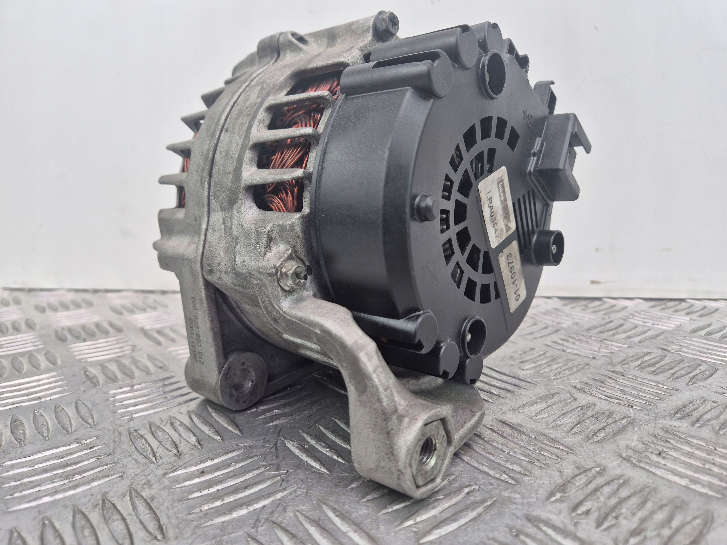 BMW X5 E70 30d 3.0 Alternator LRA03642 N57D30A