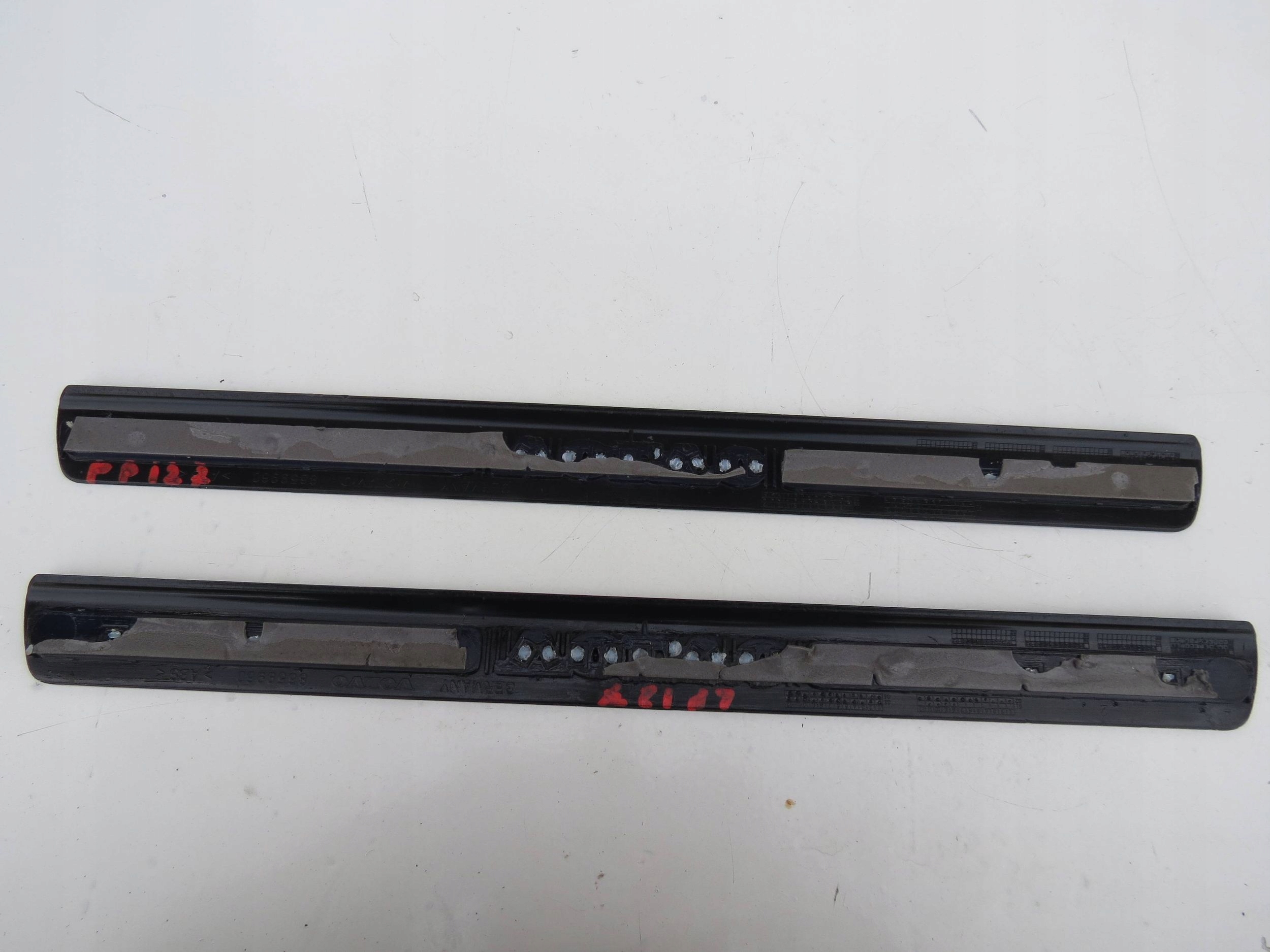 moulding cap of the threshold front VOLVO XC90 V8 4.4 8659960