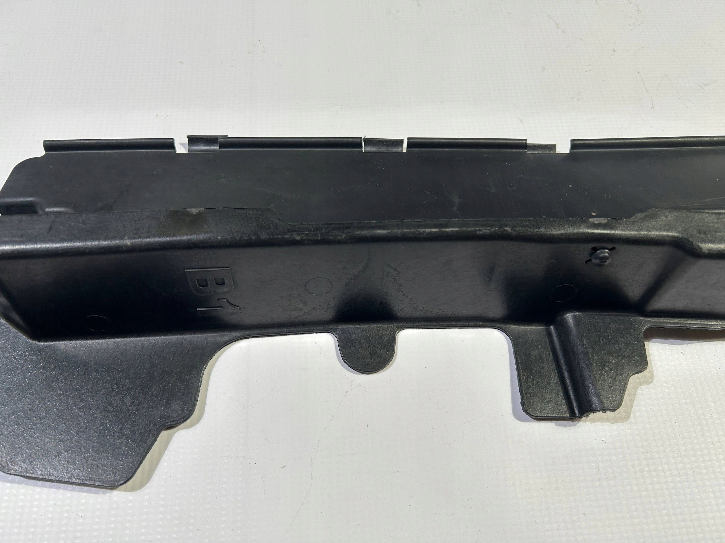 воздуховод радиатора левый FORD FLEX 2011-