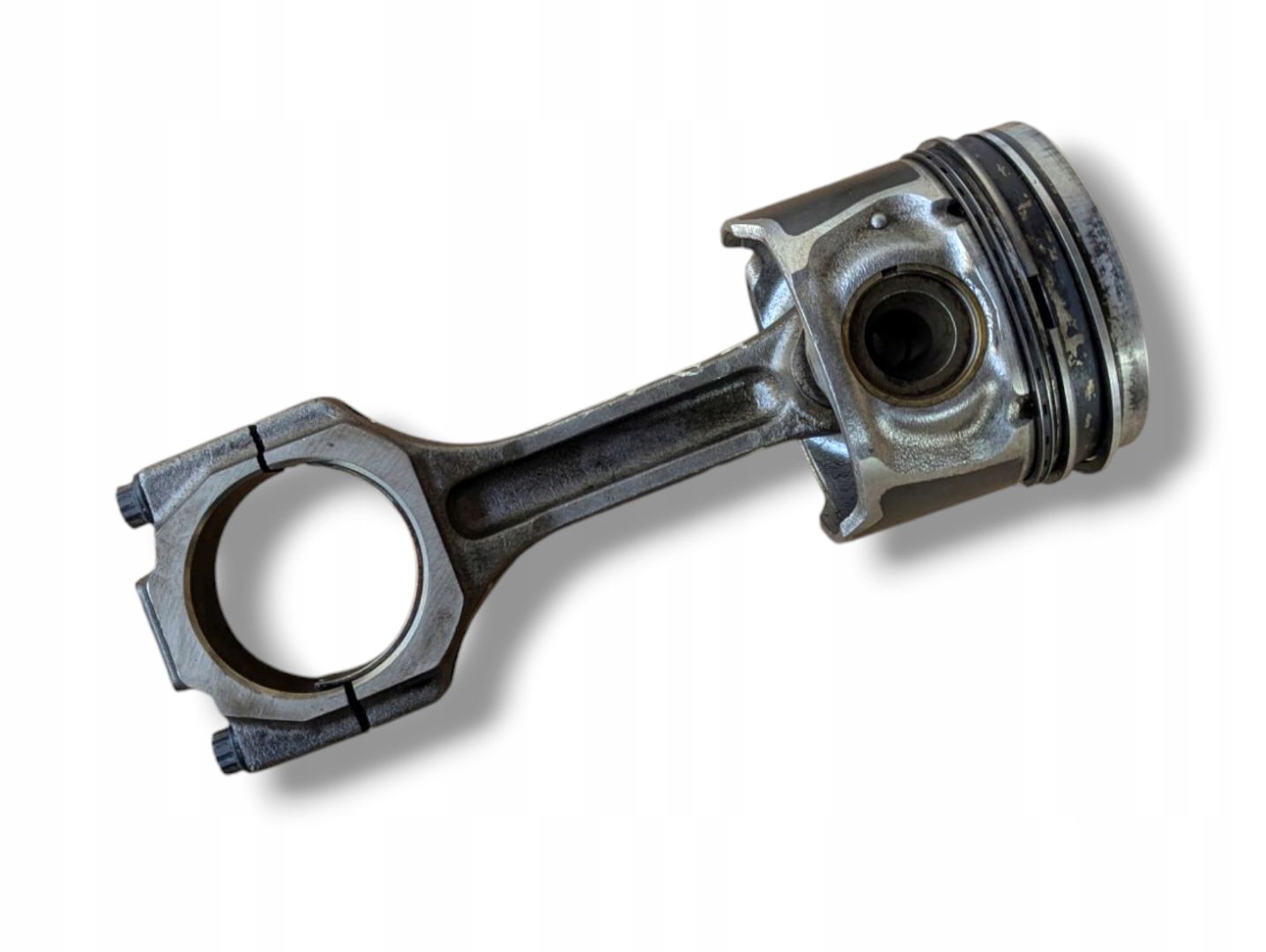 piston with connecting rod Chevrolet Captiva C100 2008 25182669