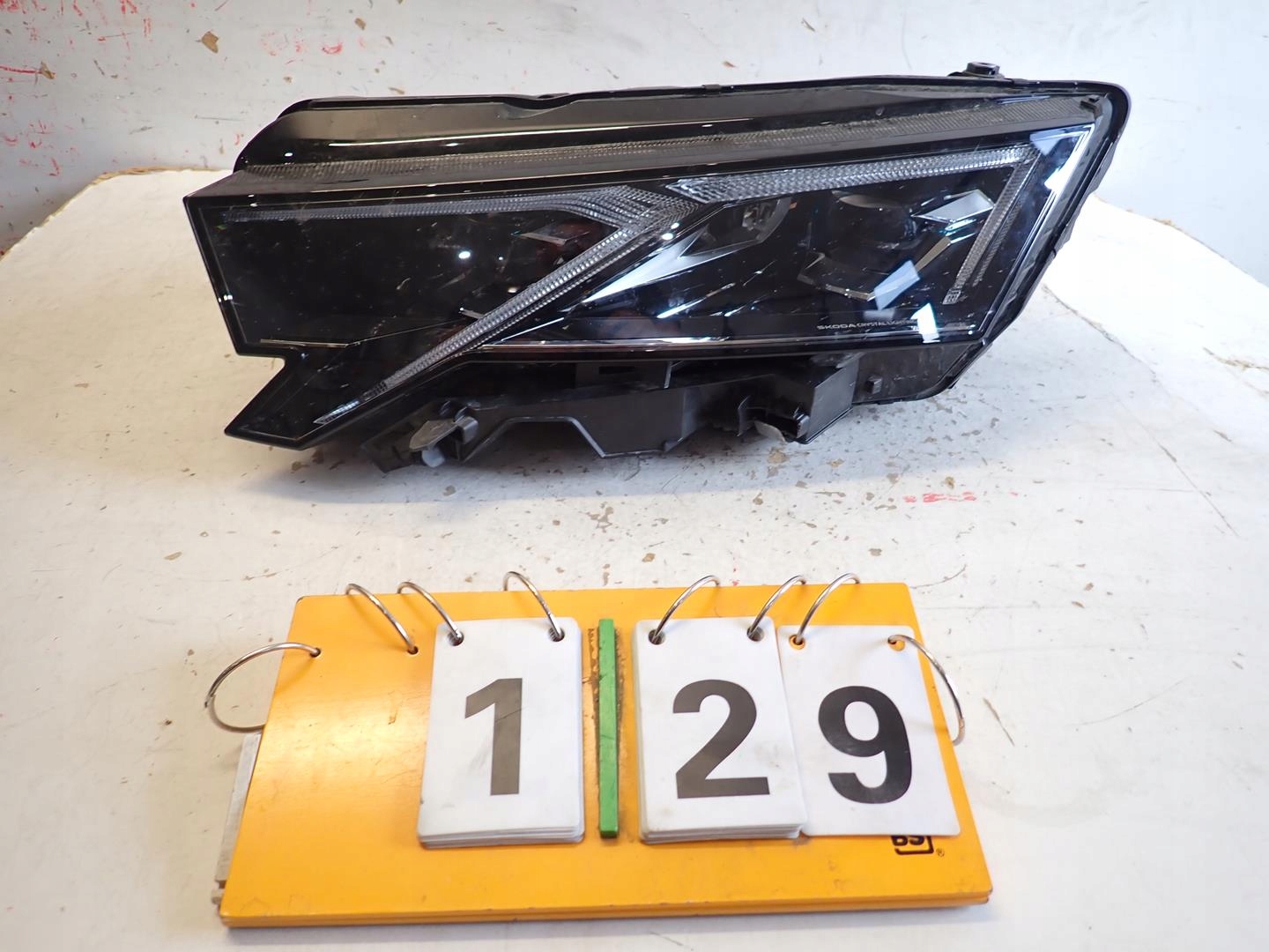 light front front left SKODA OCTAVIA IV LIFT 2024- FULL LED 5E4941035