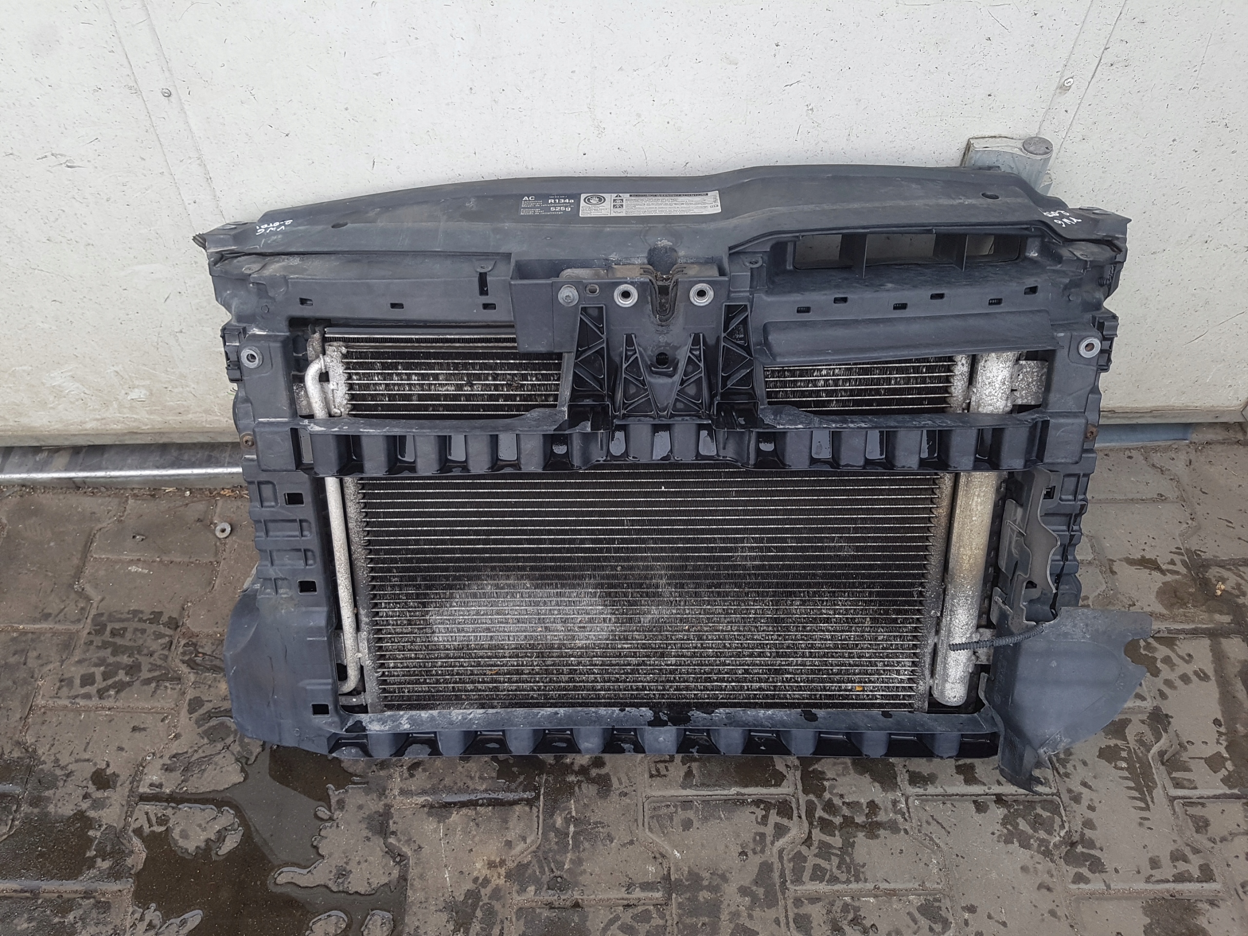 VW GOLF 6 VI 08r- 2.0 TDI PAS PRZEDNI CHŁODNICE