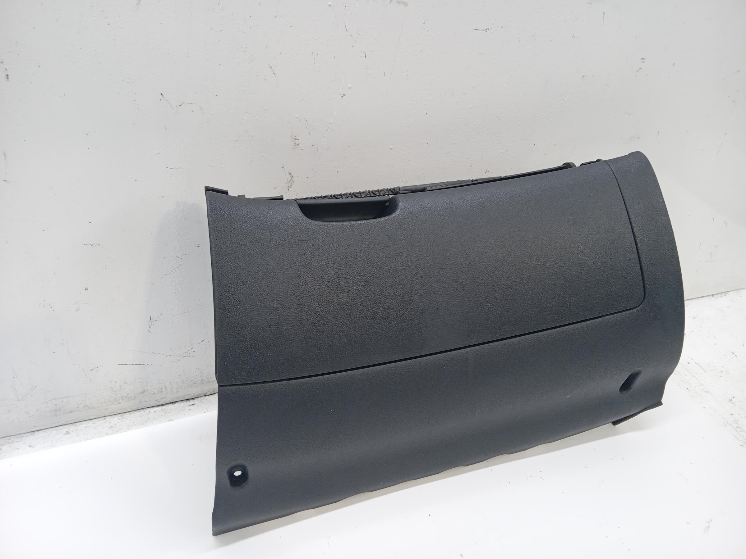 Boîte a gant passager du tableau de bord Console SKODA OCTAVIA II