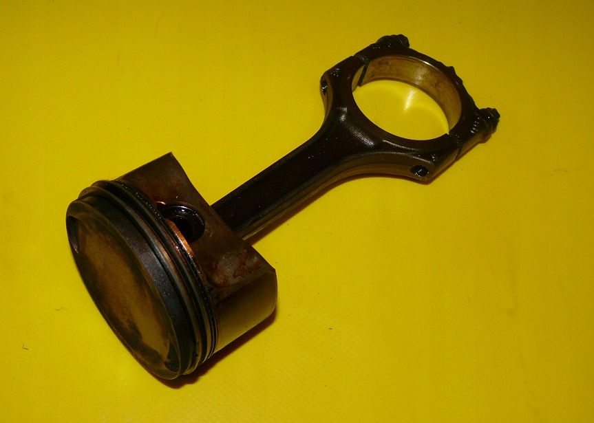 TŁOK KORBA KORBOWÓD AUDI A4 B6 A6 C5 3.0 V6 ASN