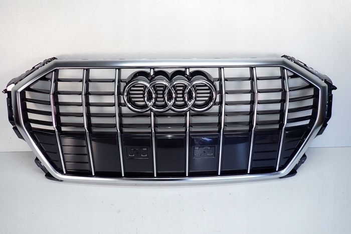 AUDI Q3 II 18- grille 83A853651E