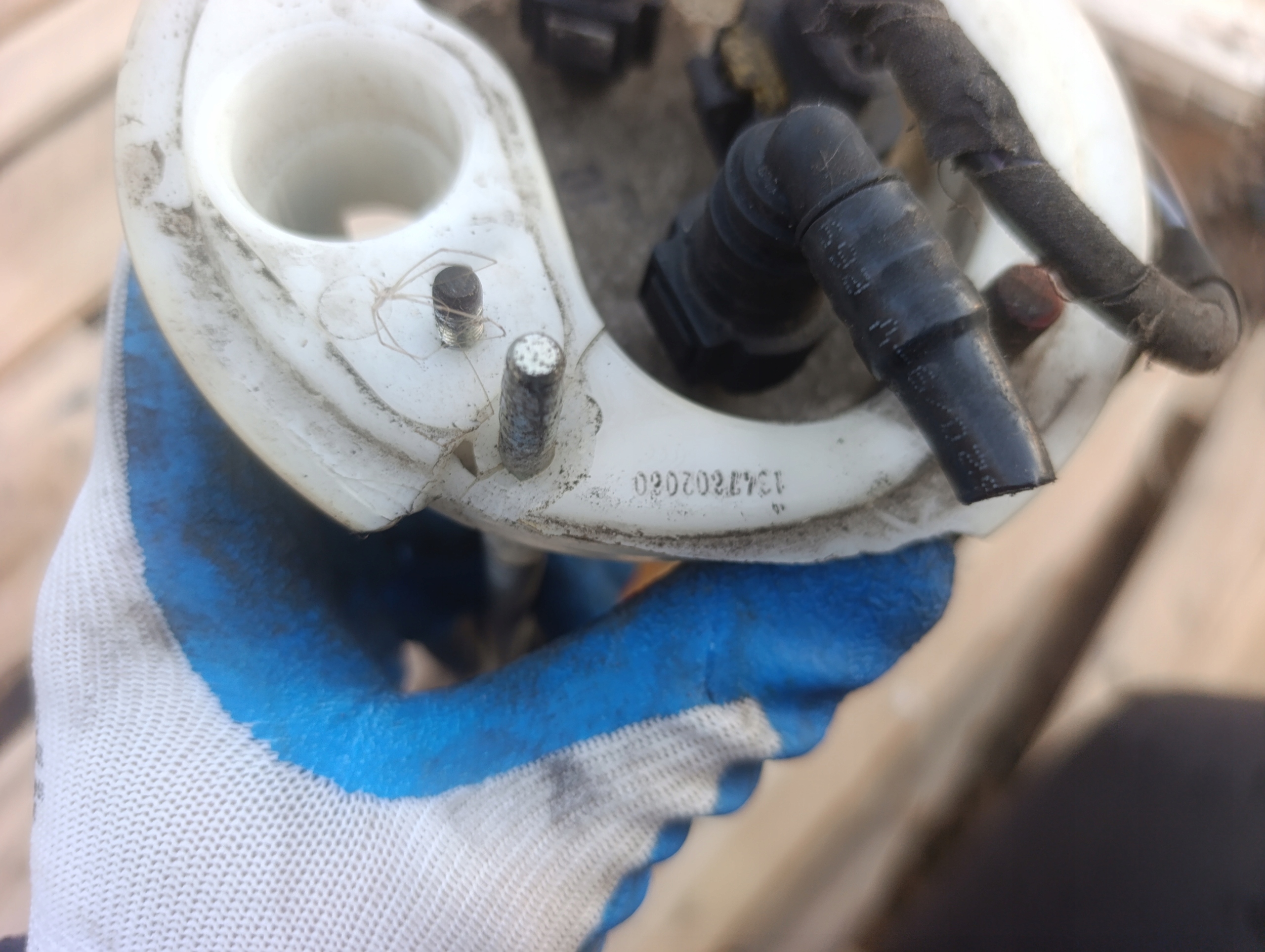 electrical feed pump BOSH CITROEN PEUGOT 0580303076