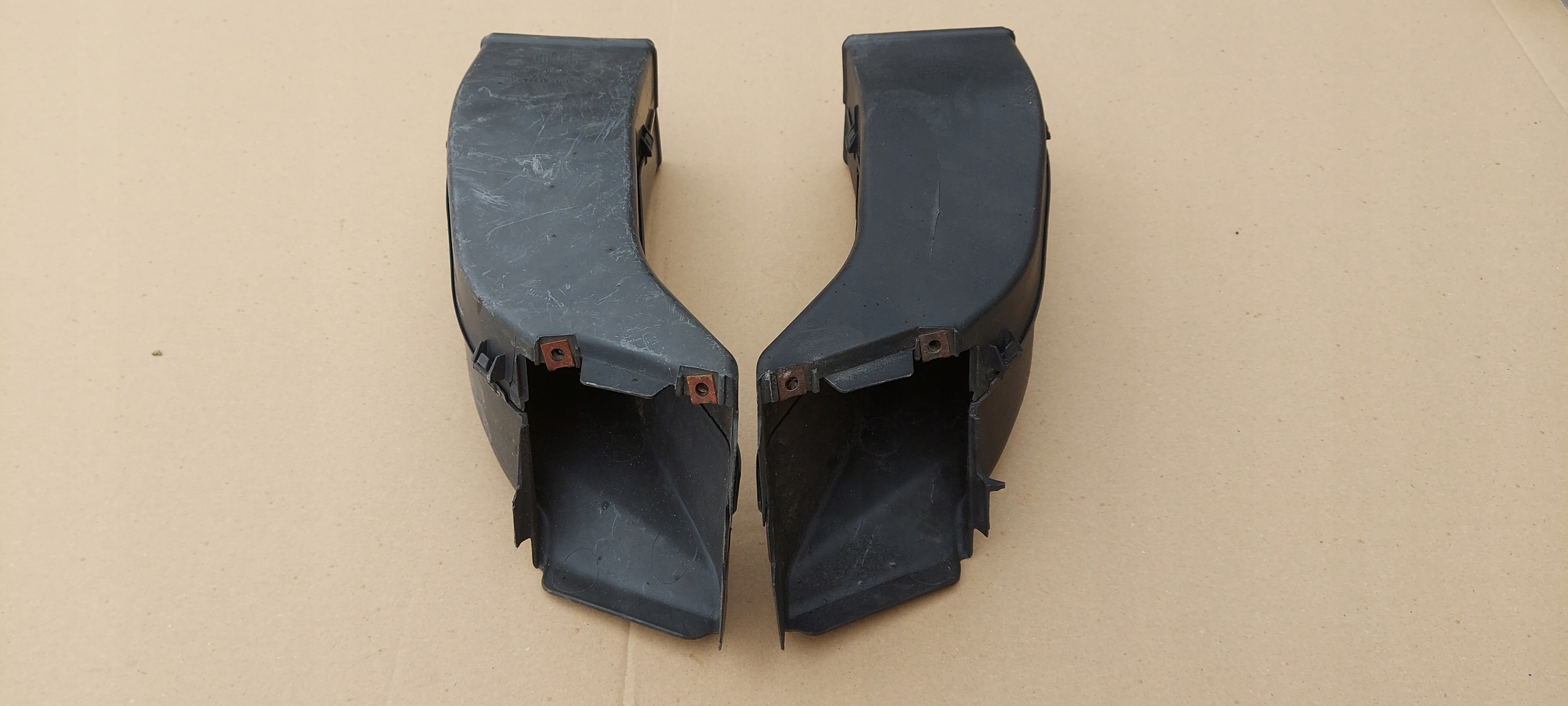 bocchetta per HAMULCE L+R BMW 5 E39 8174843 8174844