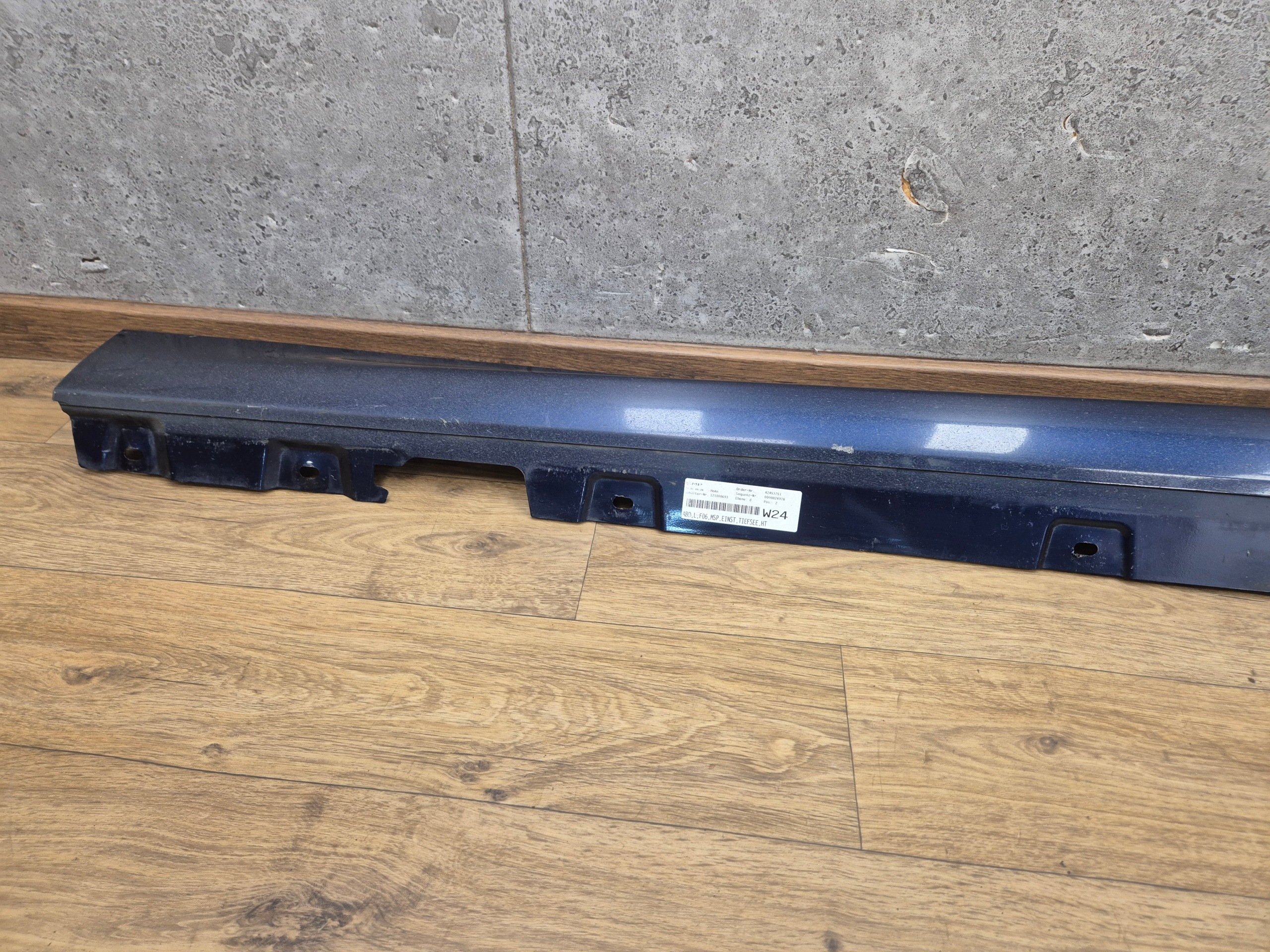BMW 6 F06 left threshold moulding threshold m-packet A76 TIEFSEEBLAU 8052653