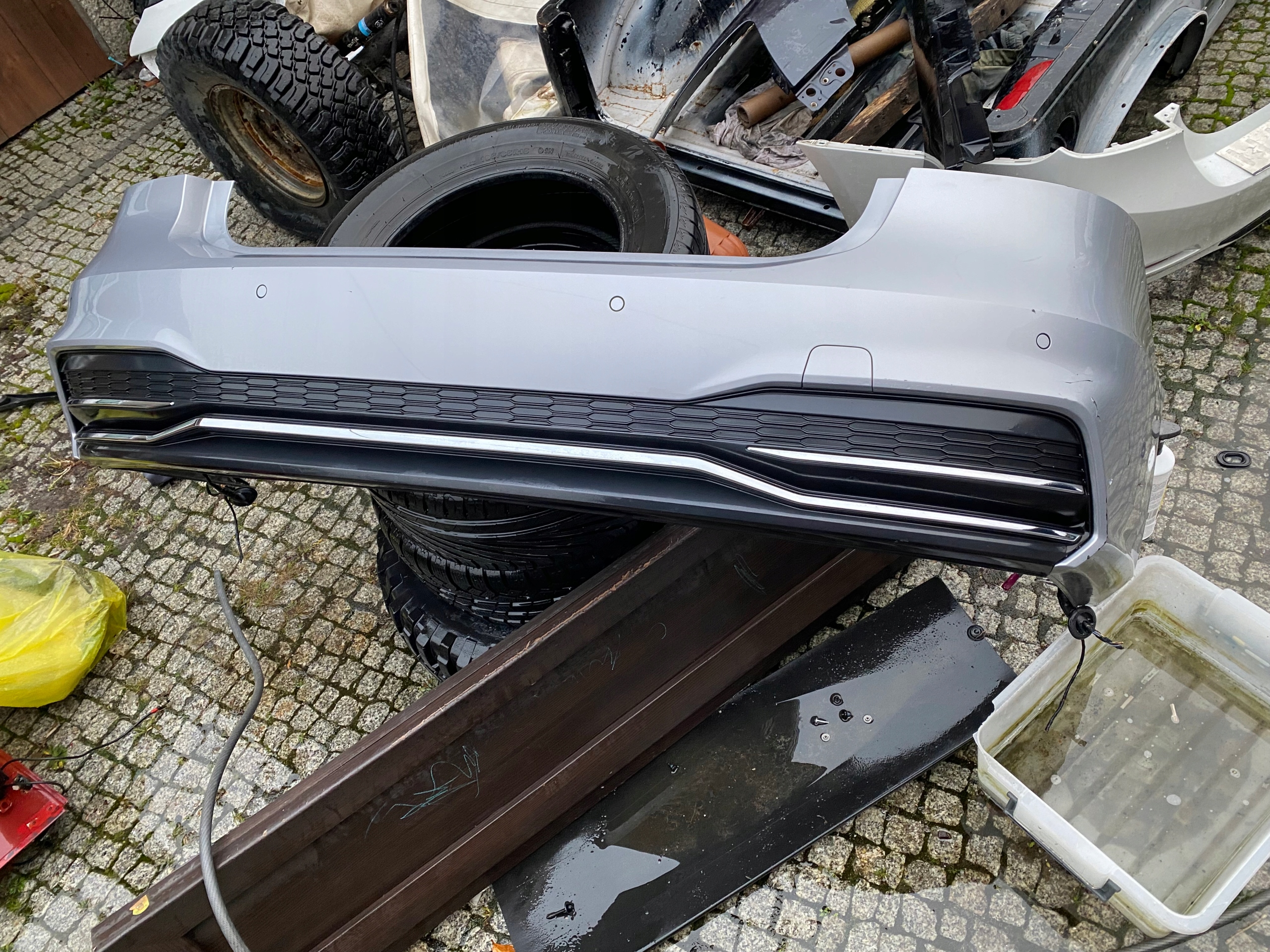 ZDERZAK TYŁ TYLNY TYLNI KOMPLETNY S-LINE 4xPDC AUDI A7 C8 4K LZ7G