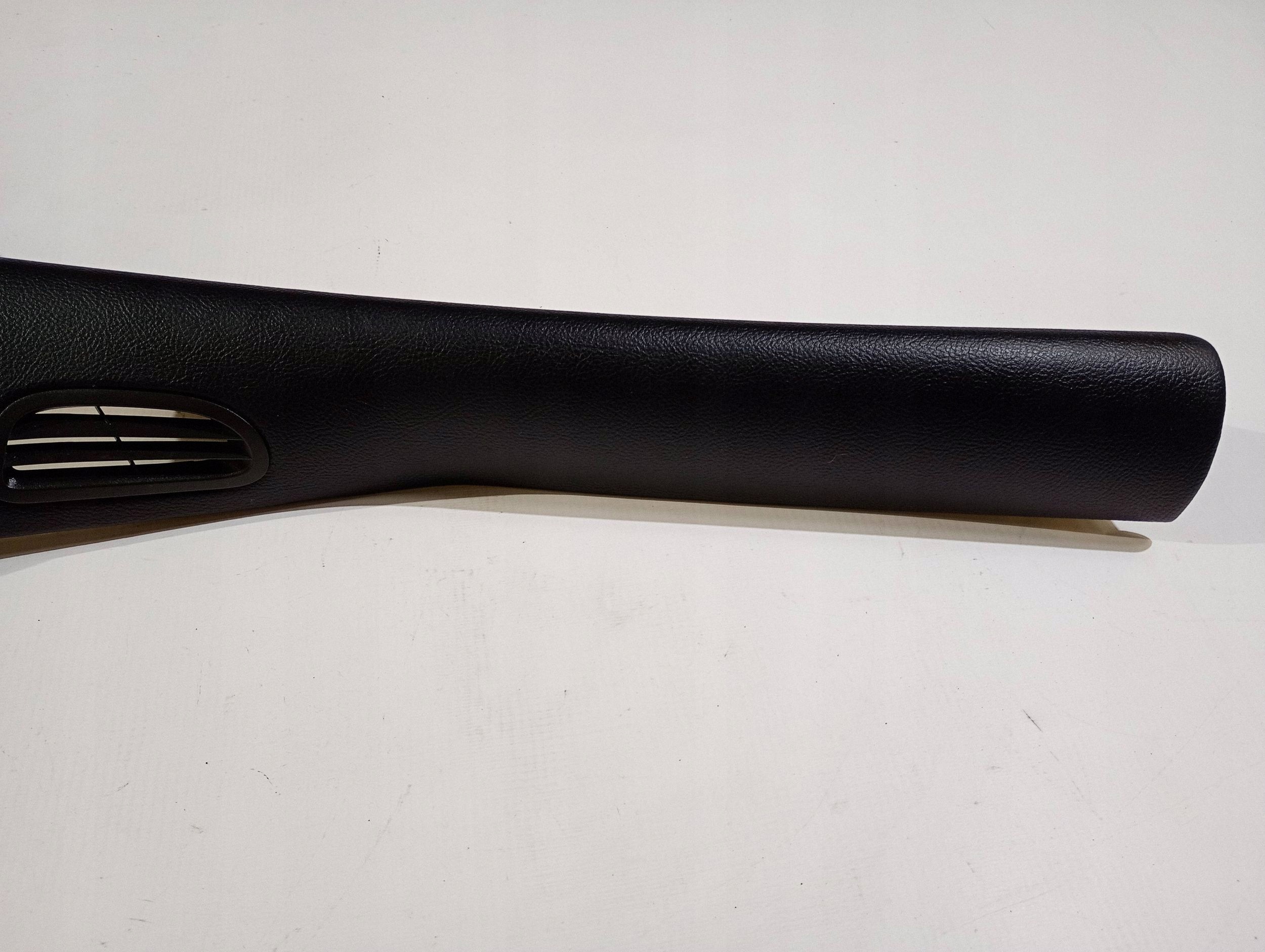 cover side pillar A side right Chevrolet Corvette C6 2005