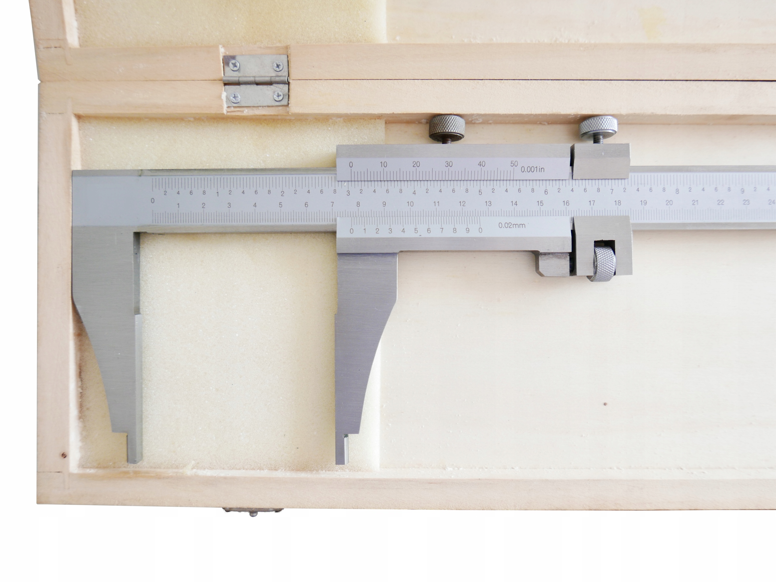 SUWMIARKA NONIUSZOWA L 900 / 125 / 0.02 mm MONOLIT Rodzaj analogowa