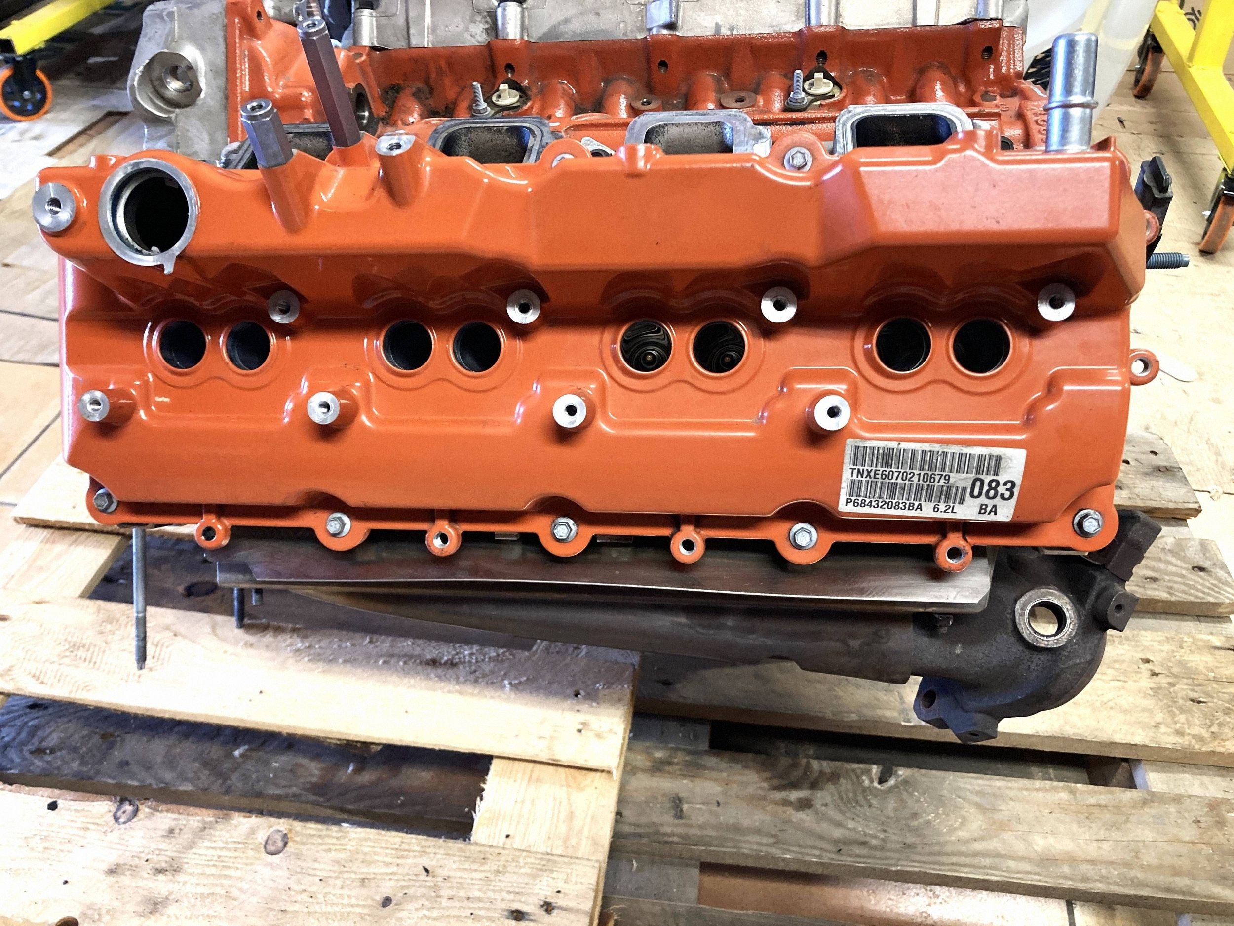 RAM 1500 TRX 6.2 V8 Supercharged engine pillar of the engine 2021 OEM