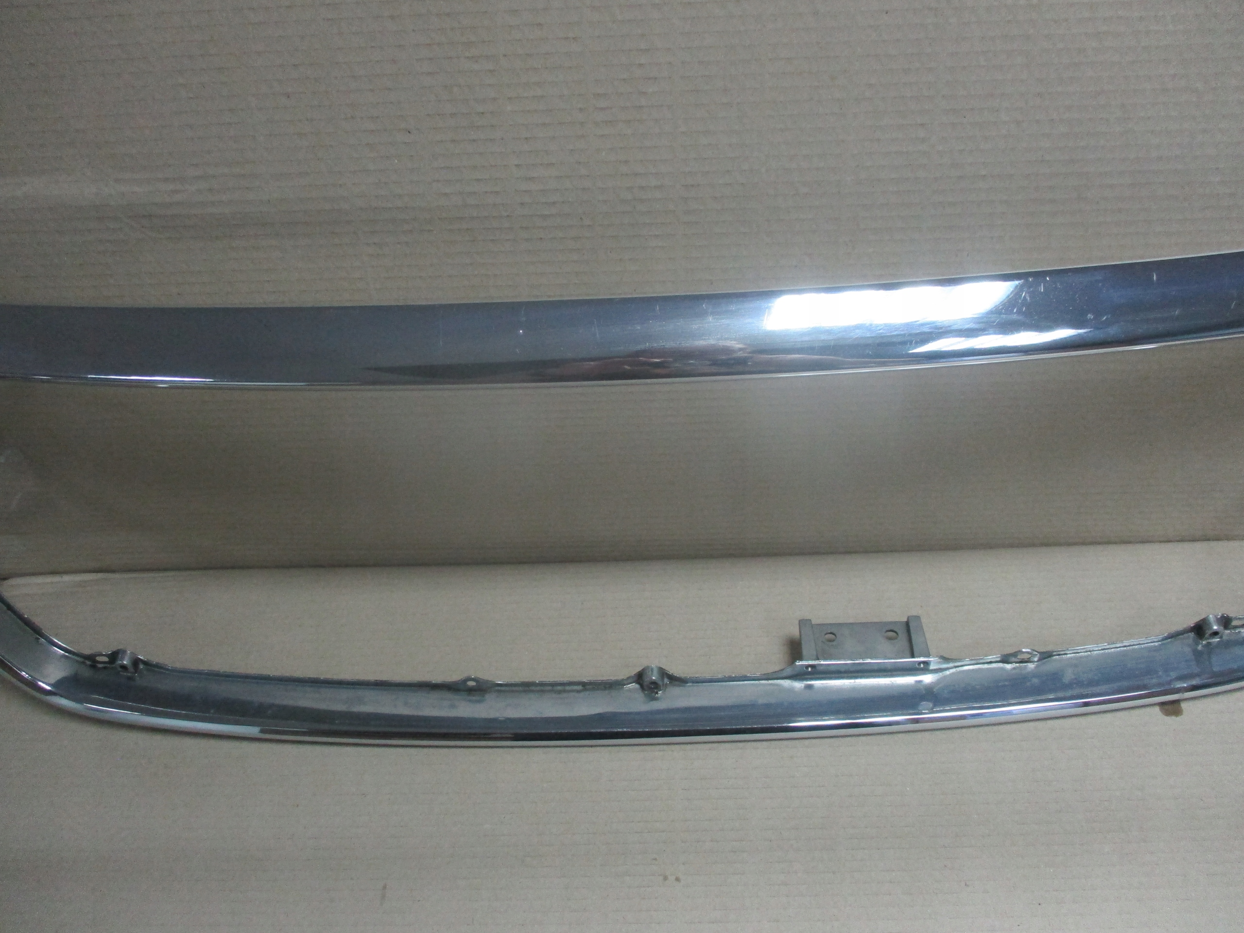 Grille chrom Lexus LS III Lift 03-06