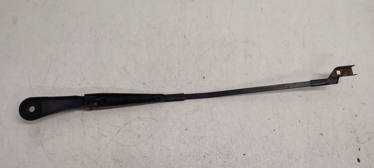 wiper arm left Opel Zafira C 1,6
