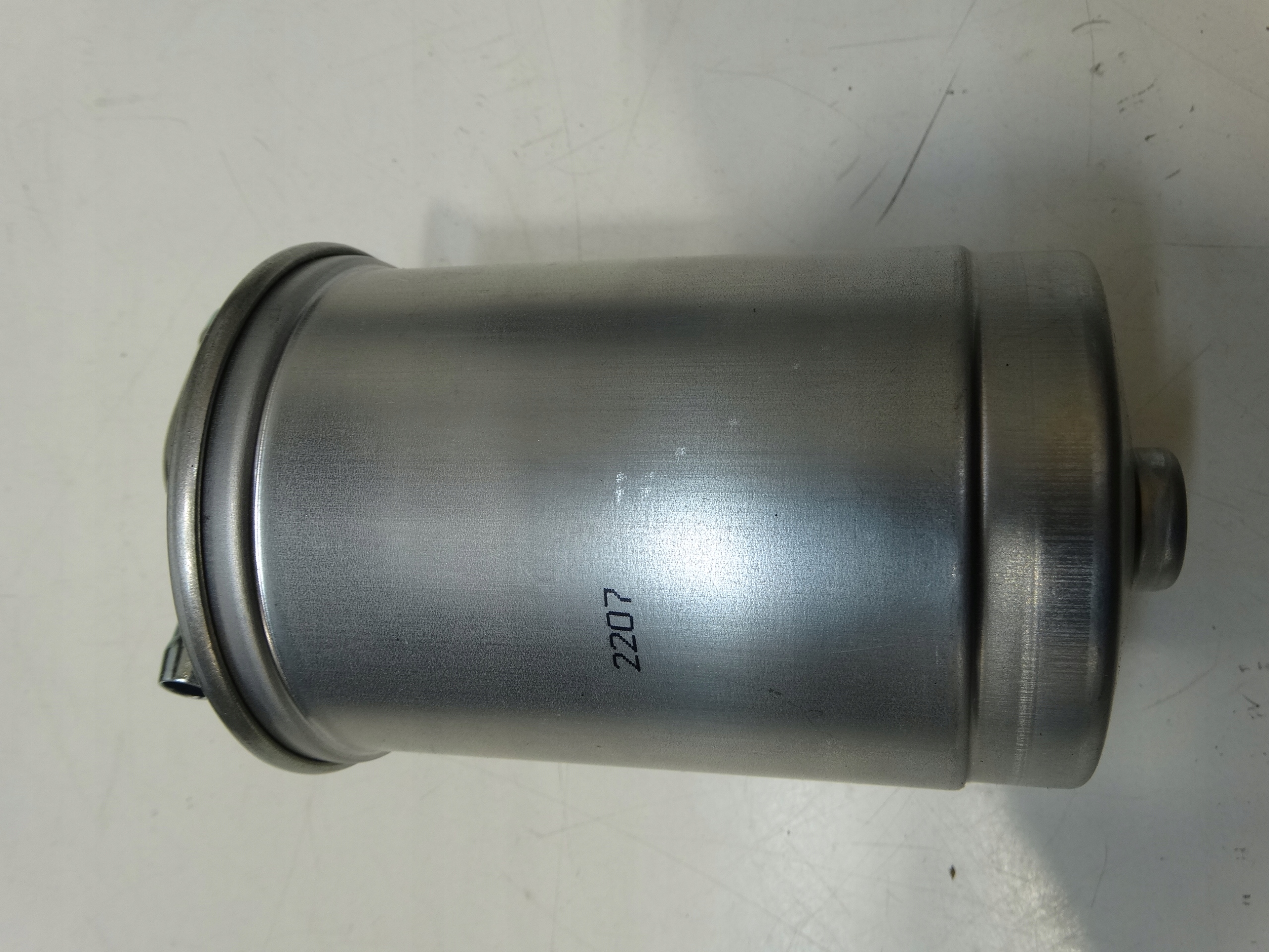 FILTER des Kraftstoffsbehälters DENCKERMANN A12 0352