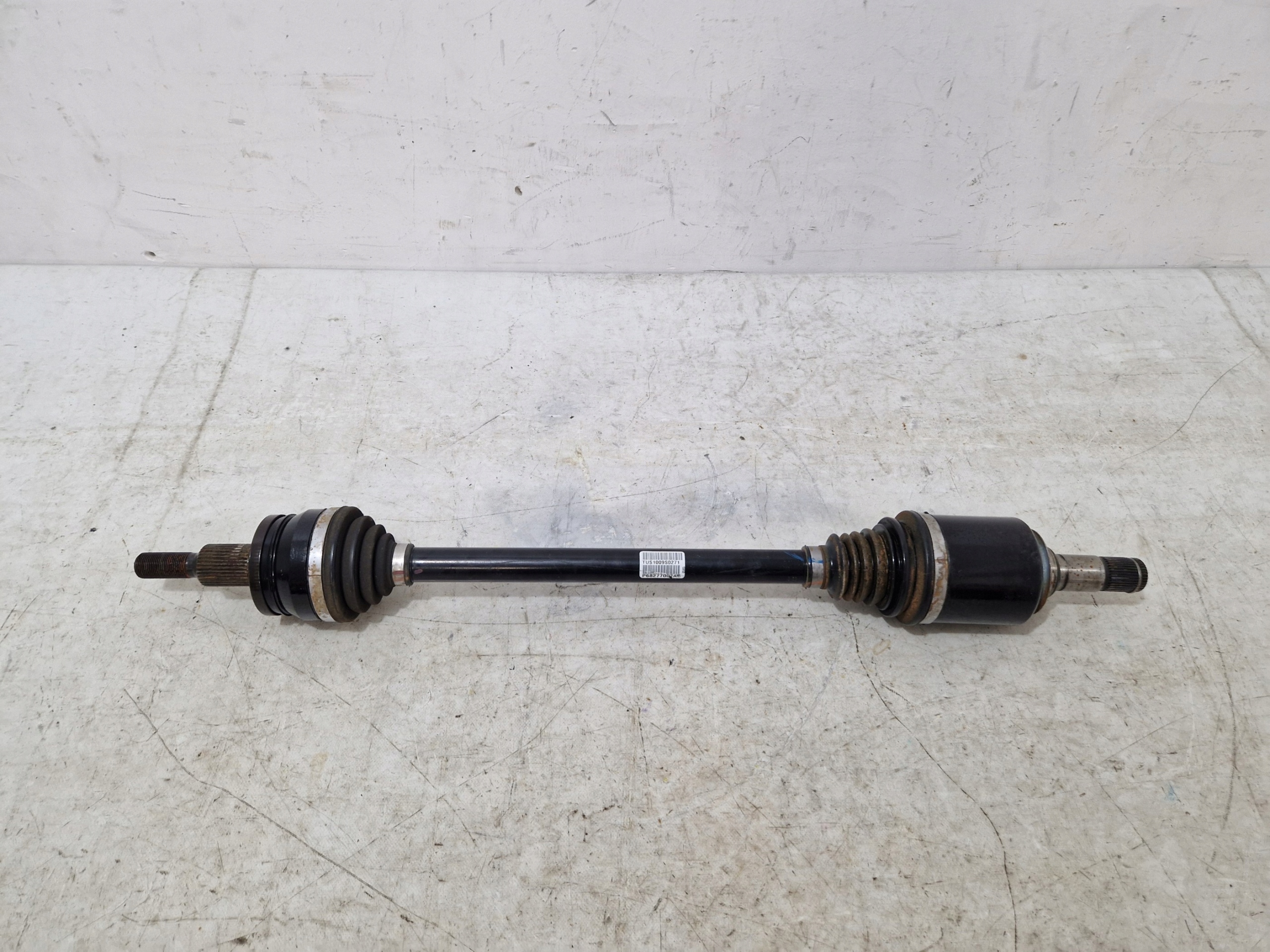 DODGE CHARGER CHALLENGER 2019- semi-axis rear part left = right 68277002AB