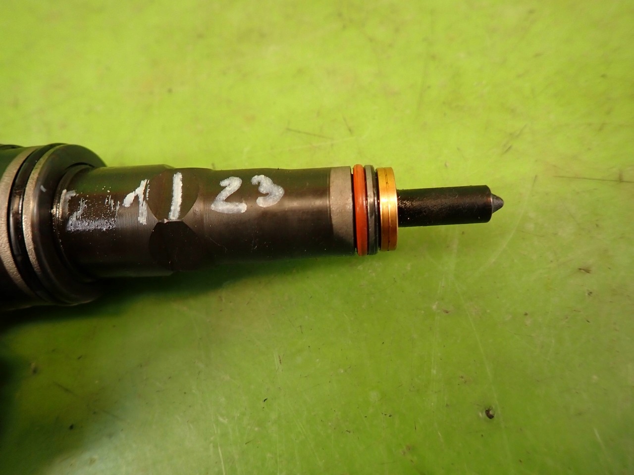 Pompowtryskiwacz SKODA SUPERB I 1.9 TDI 03r Jakość części (zgodnie z GVO) O - oryginał z logo producenta pojazdu (OE)