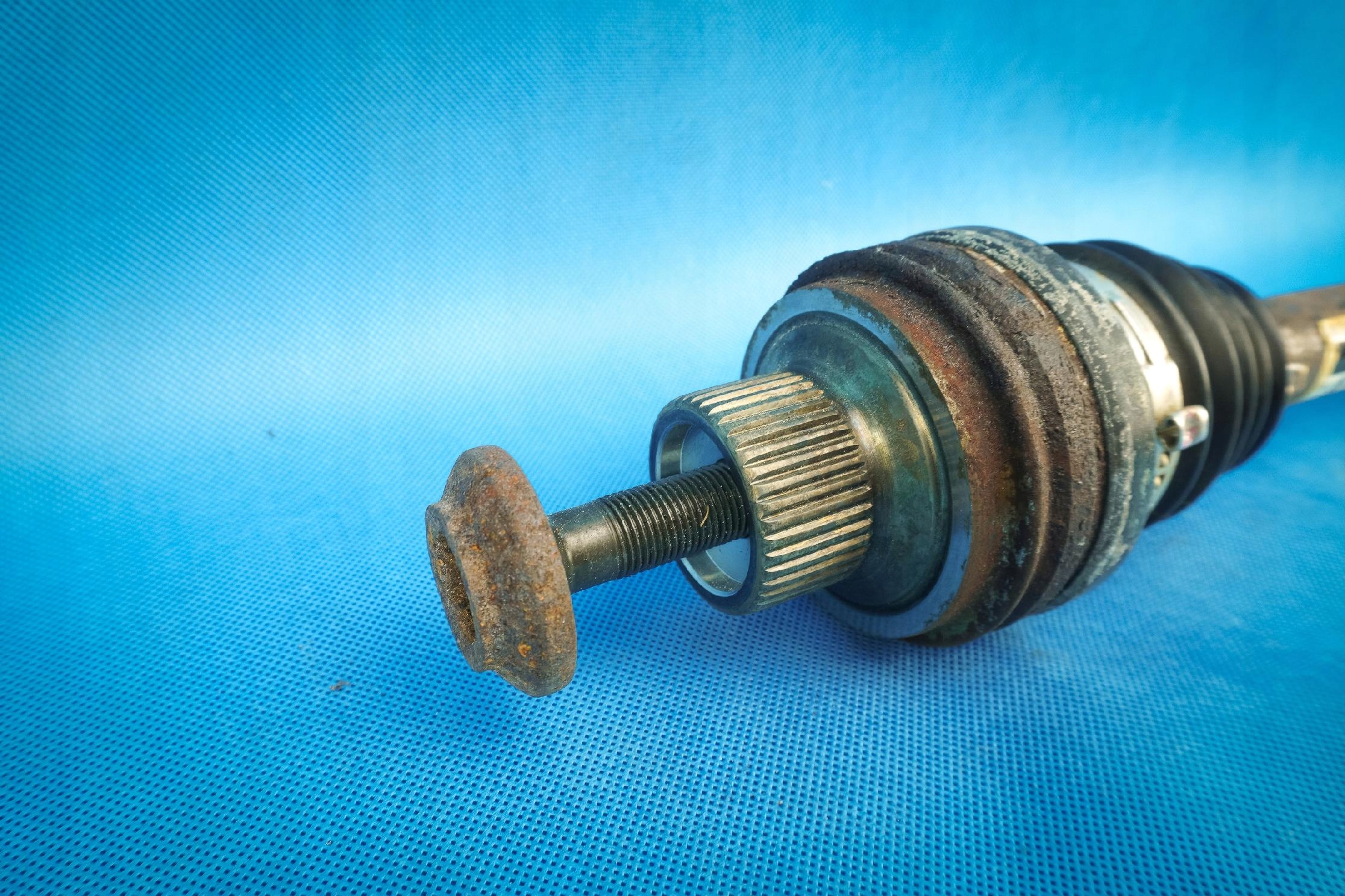 semi-axis rear Audi A4 8K A5 8T 8K0501203M