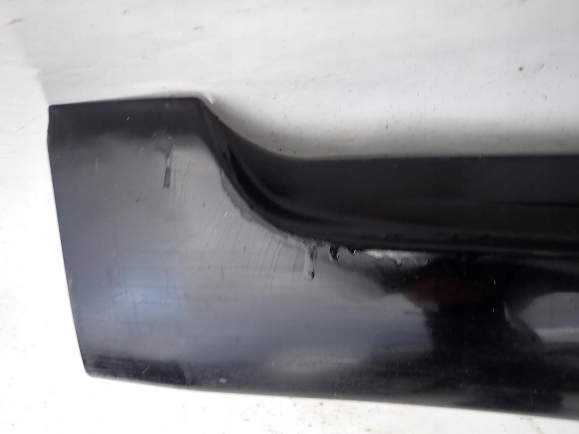 TOYOTA AVENSIS III 3 09-15 moulding threshold right