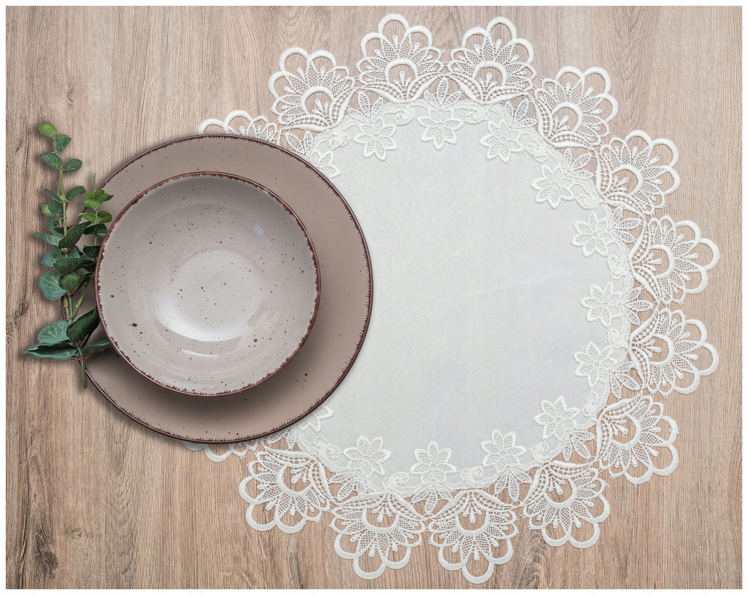 

Serwetka serweta Gipiura okrągła koło 50 cm Ecru