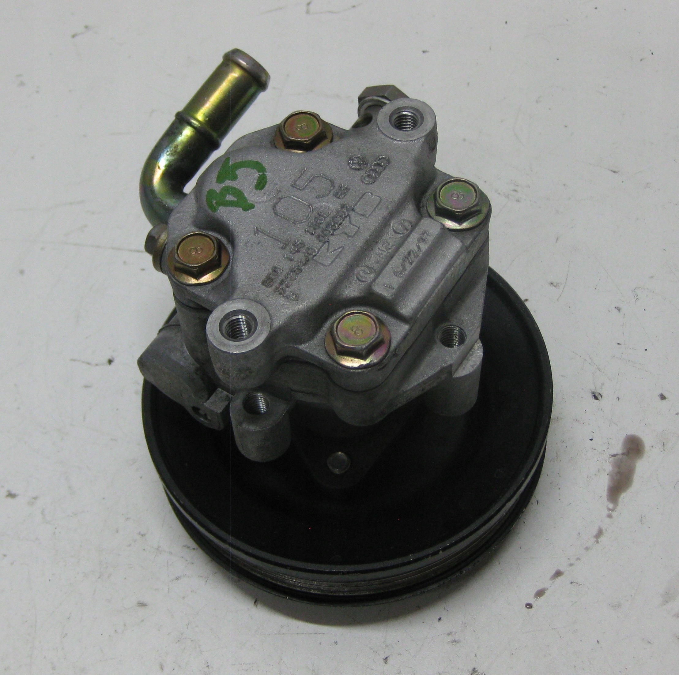 VW PASSAT B5 1.6 1.8 B servo pump 8D0145156L