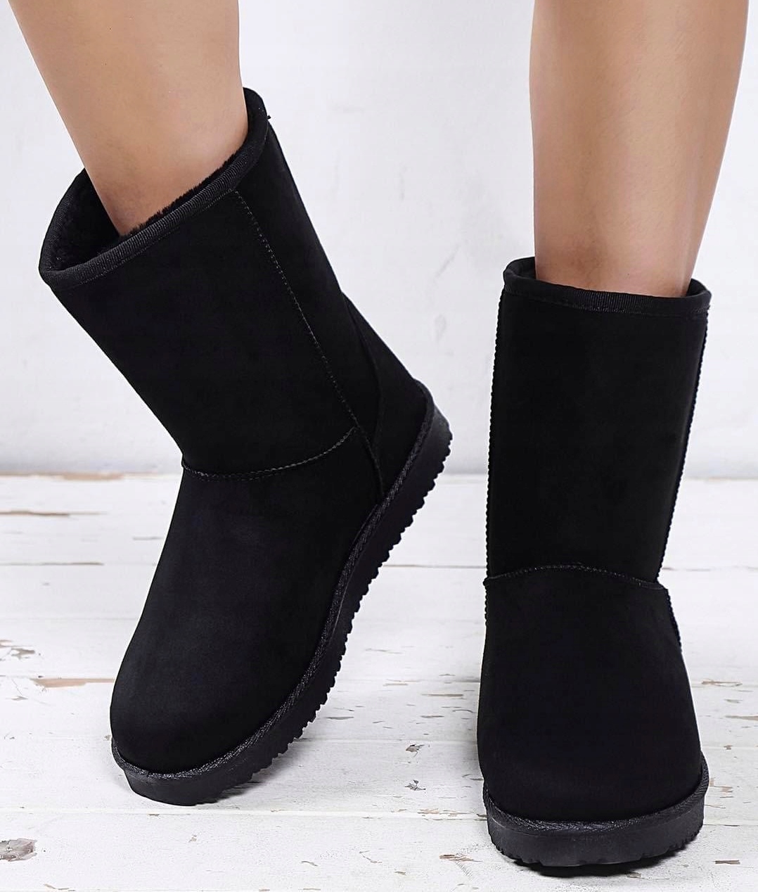 

Śniegowce Emu Mukluki Botki Ocieplane Czarne 39