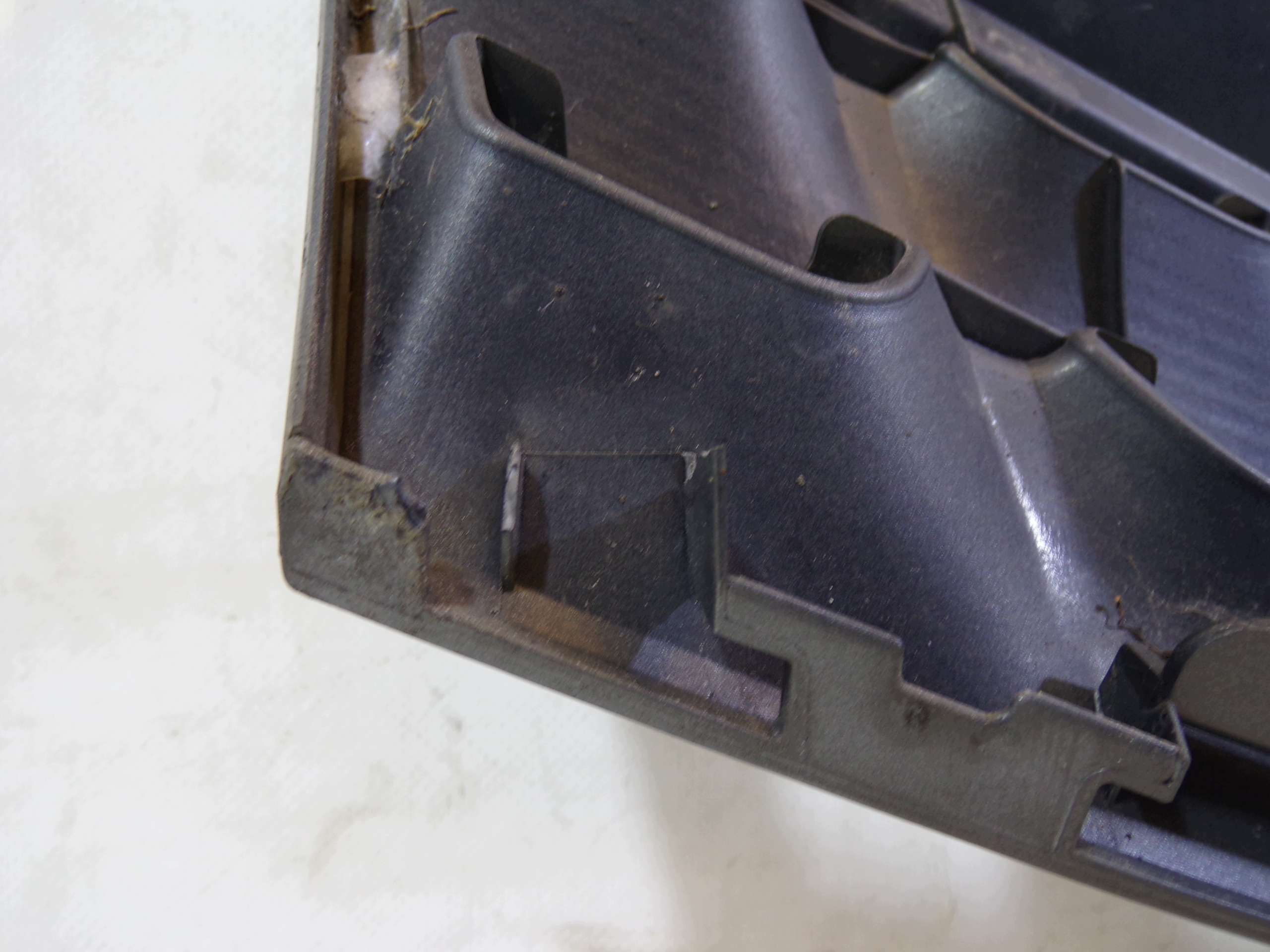 grill grille radiator NISSAN NOTE E11