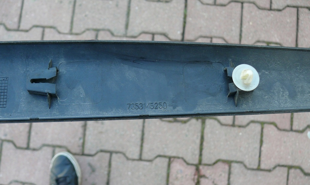 moulding door left front FIAT STILO and HB 3 door