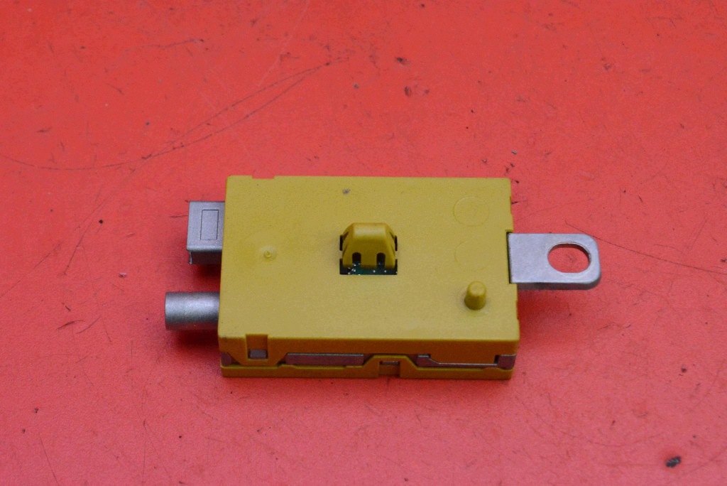 AMPLIFICATORE ANTENY BJ32-19G255-BA LADN ROVER RANGE ROVER 4 IV L405 12-17