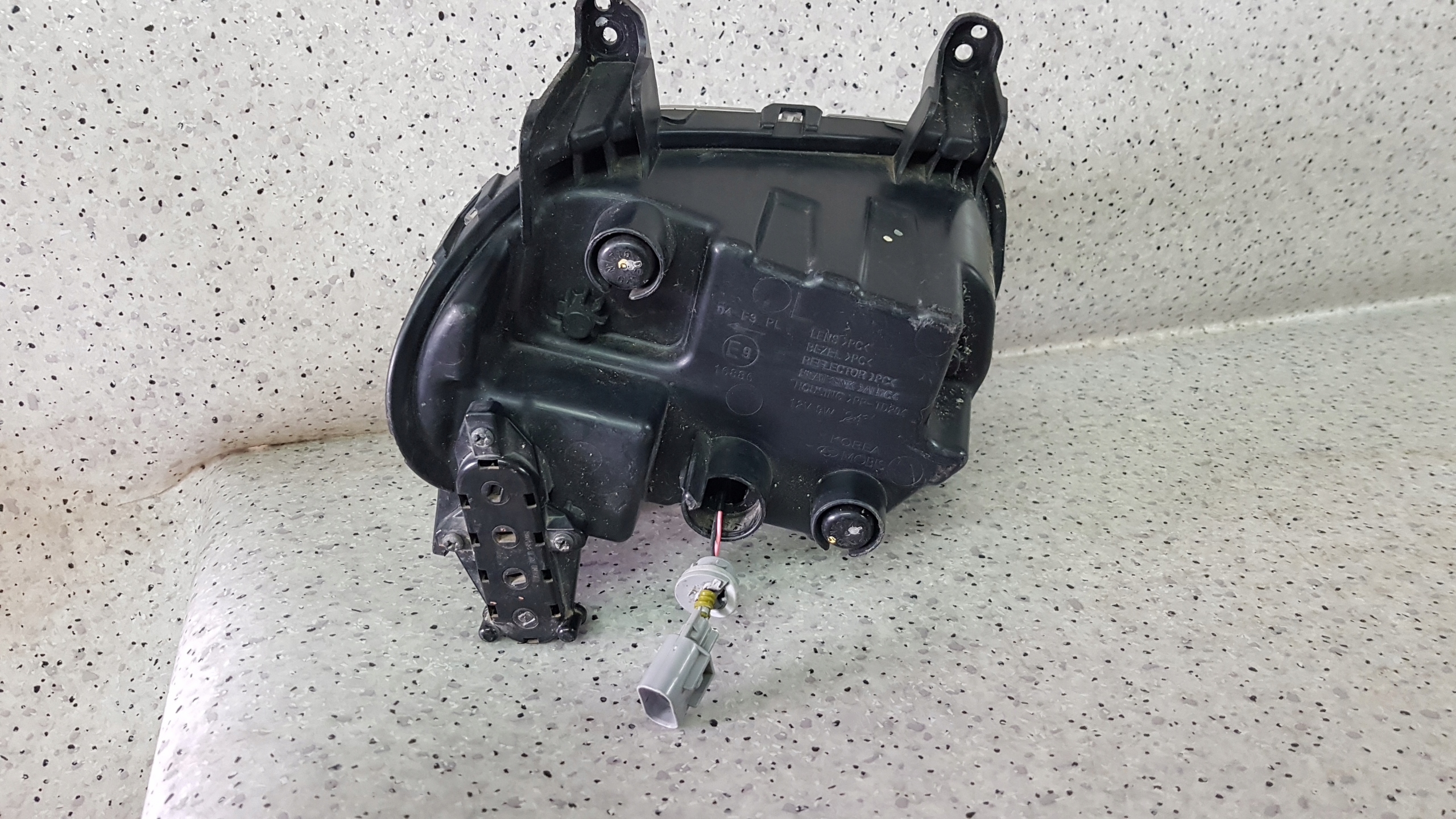 HYUNDAI SANTA FE SANTAFE 4 IV 2019 - left light LED DRL 2681