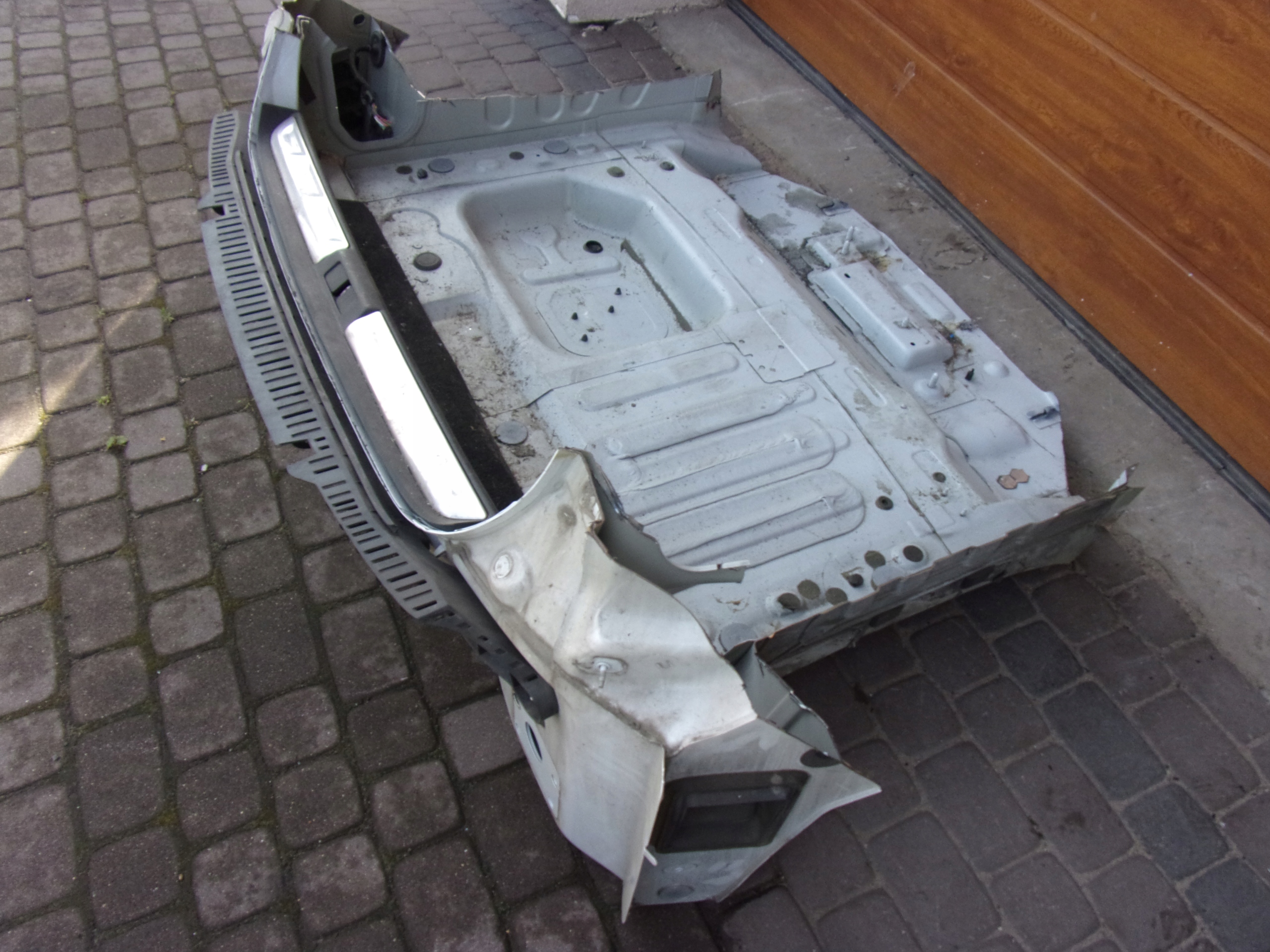 Citroen DS5 pas tylny wanna Typ samochodu Samochody osobowe