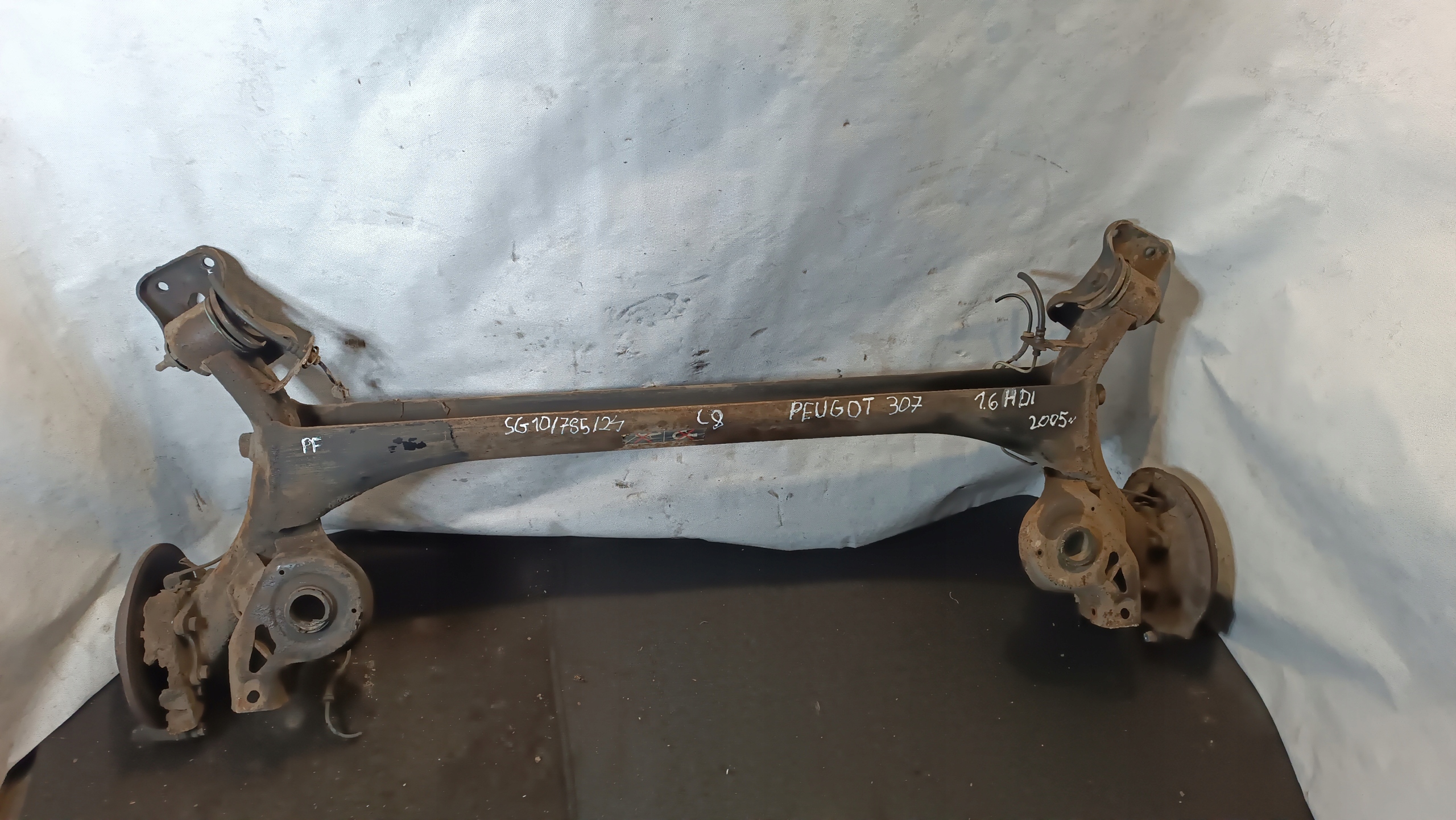 träger heck PEUGEOT 307 1.6 HDi 2005r