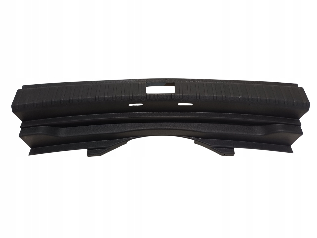 SKODA KAROQ 17- OSŁONA PASA TYLNEGO 575863459A