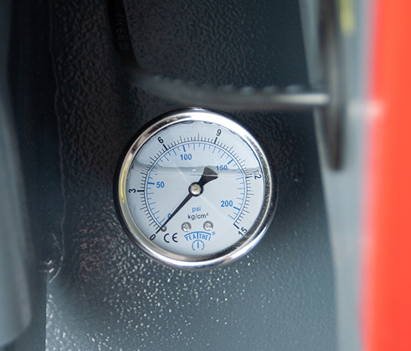 Kompresor śrubowy z osuszaczem ziębniczym Kupczyk KKS 20/500D 2150 l/min Wydajność teoretyczna 2300 l/min